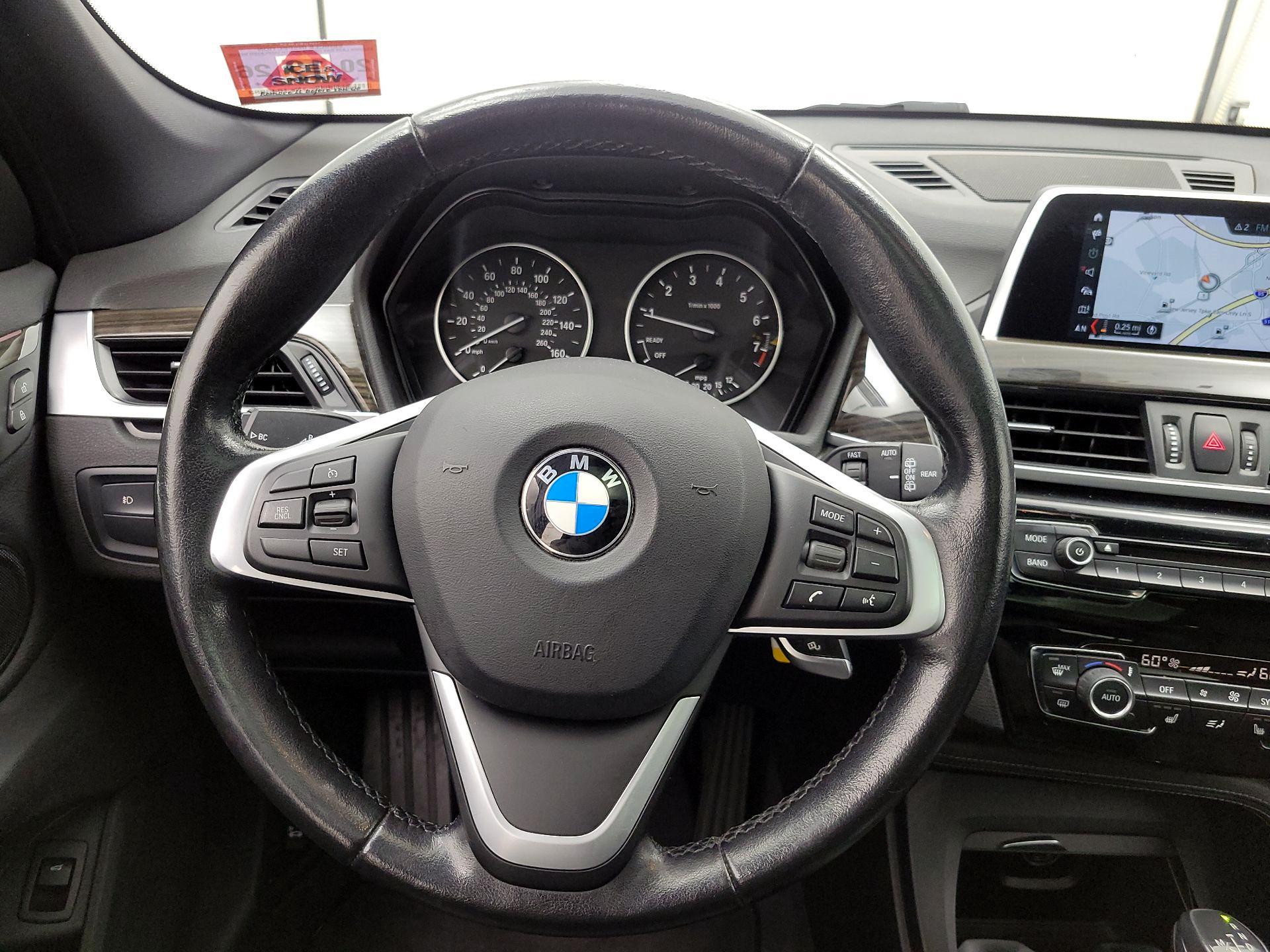 Thumbnail: 2018 BMW X1 - 10