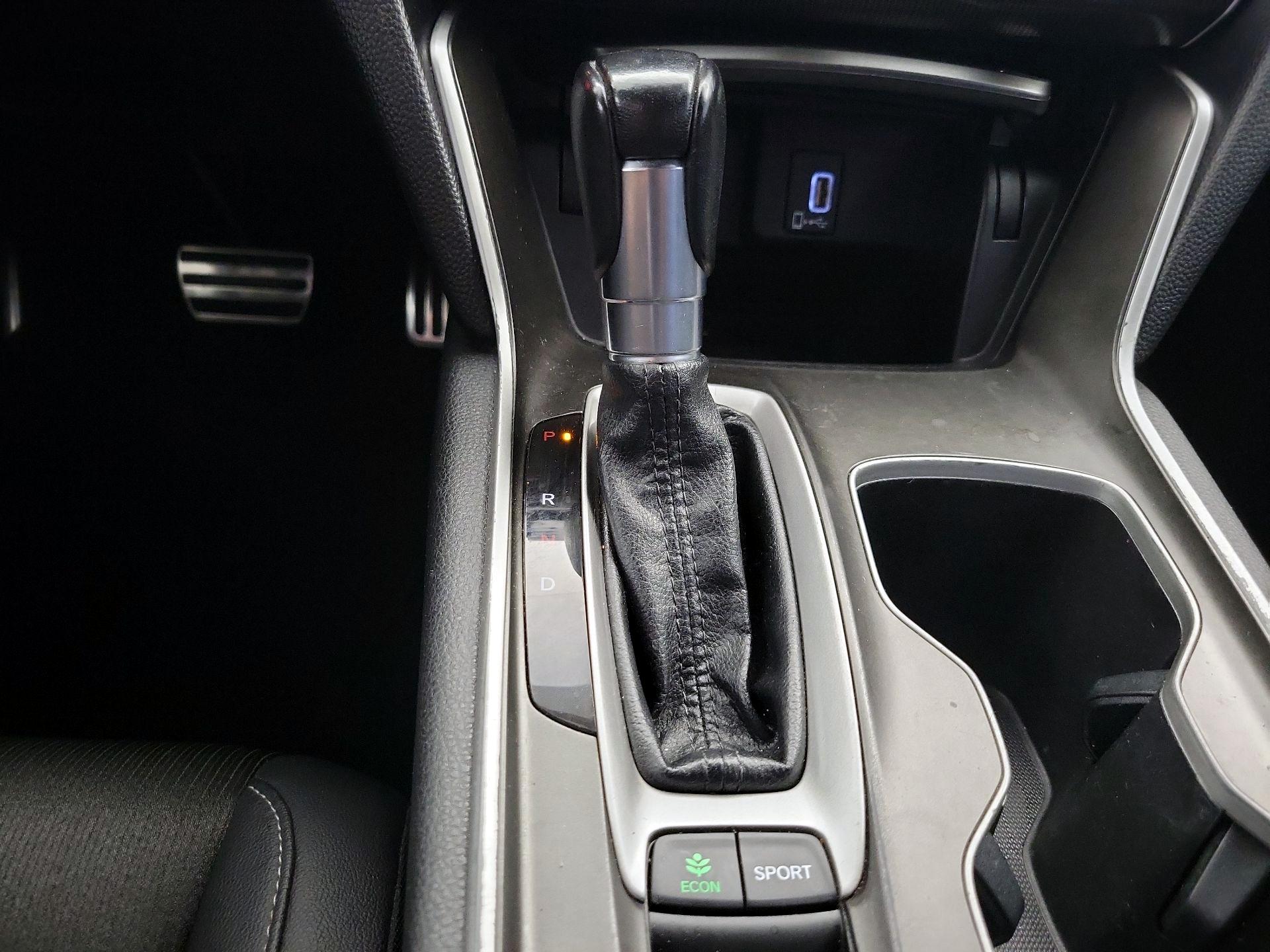 Thumbnail: 2019 Honda Accord - 17