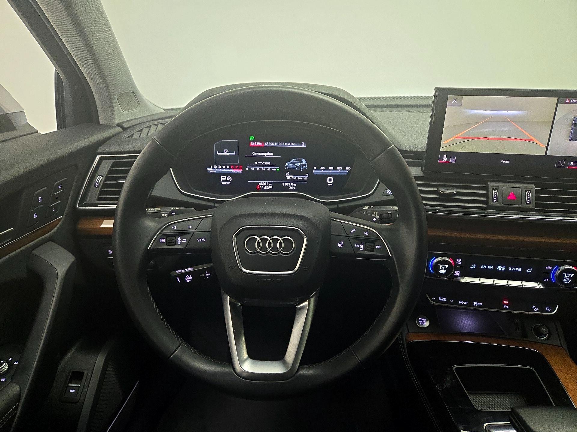 Thumbnail: 2023 Audi Q5 - 10