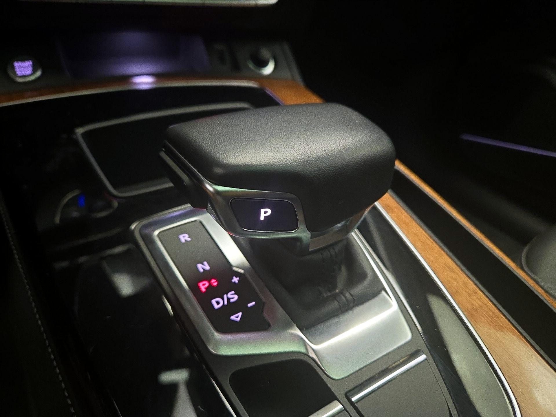 Thumbnail: 2023 Audi Q5 - 17