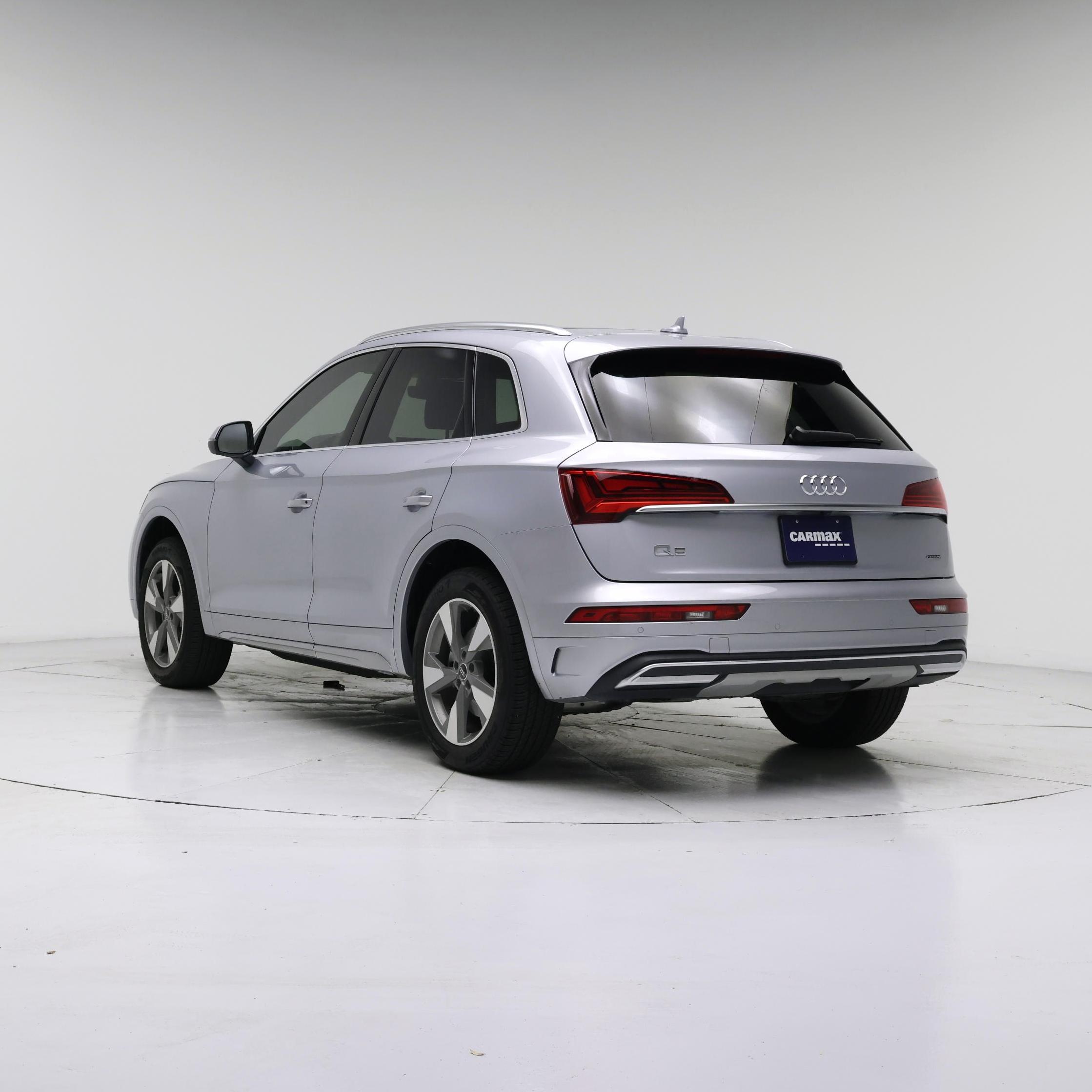 Thumbnail: 2023 Audi Q5 - 2