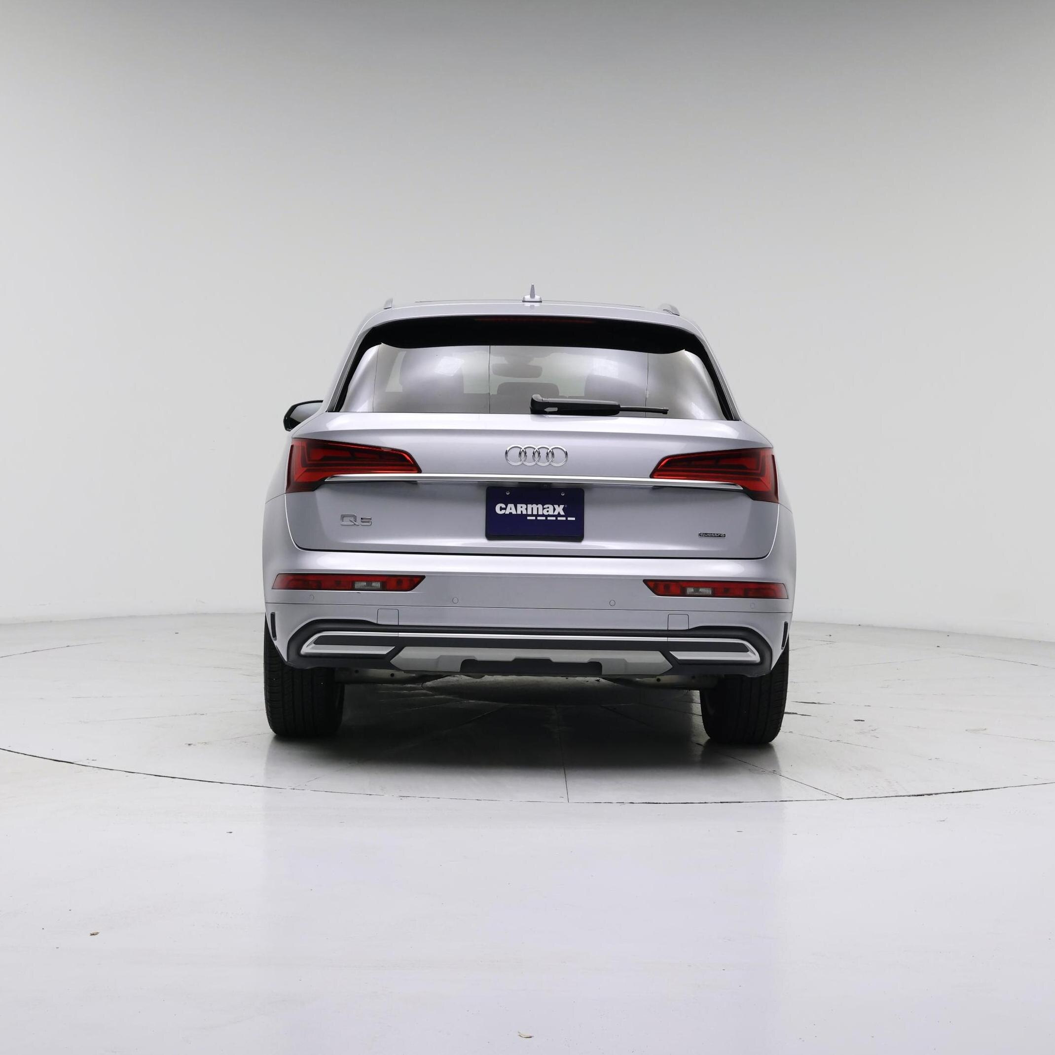 Thumbnail: 2023 Audi Q5 - 6