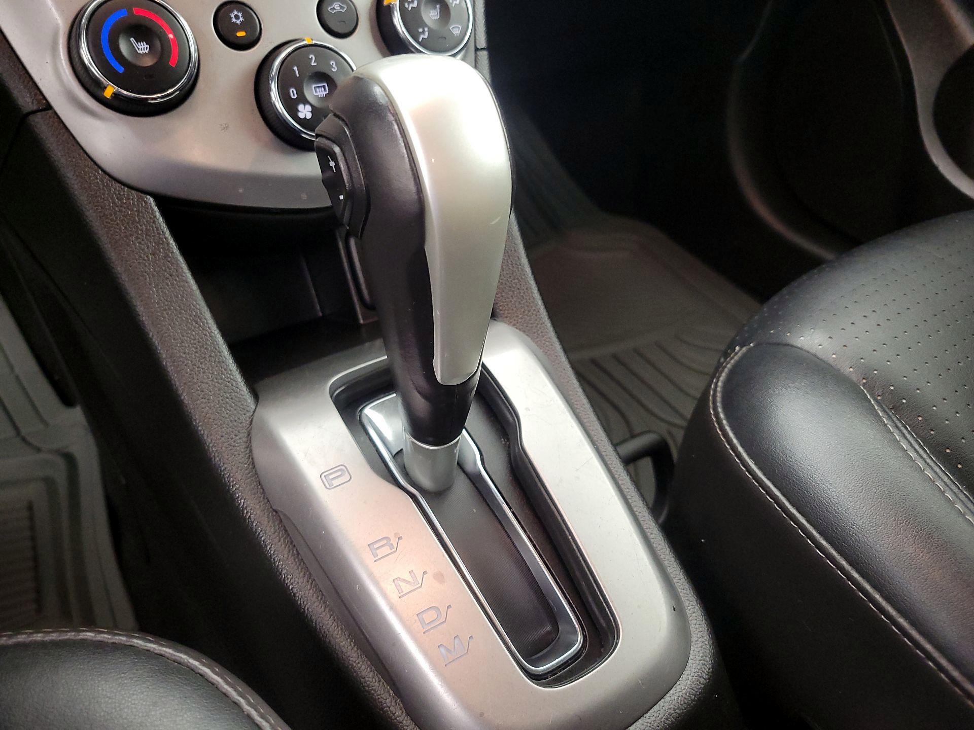 Thumbnail: 2020 Chevrolet Sonic - 17