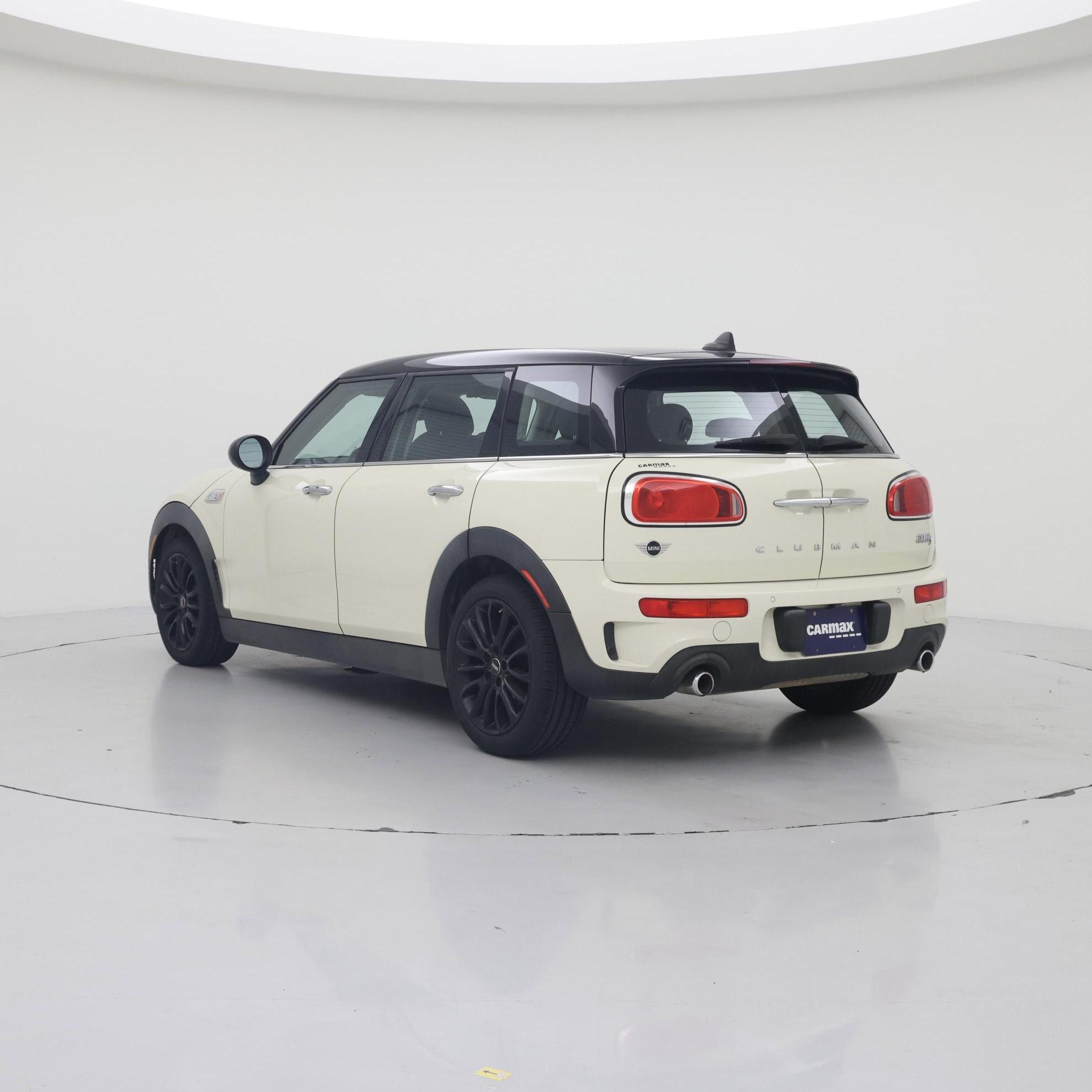 Thumbnail: 2019 MINI Cooper Clubman - 2