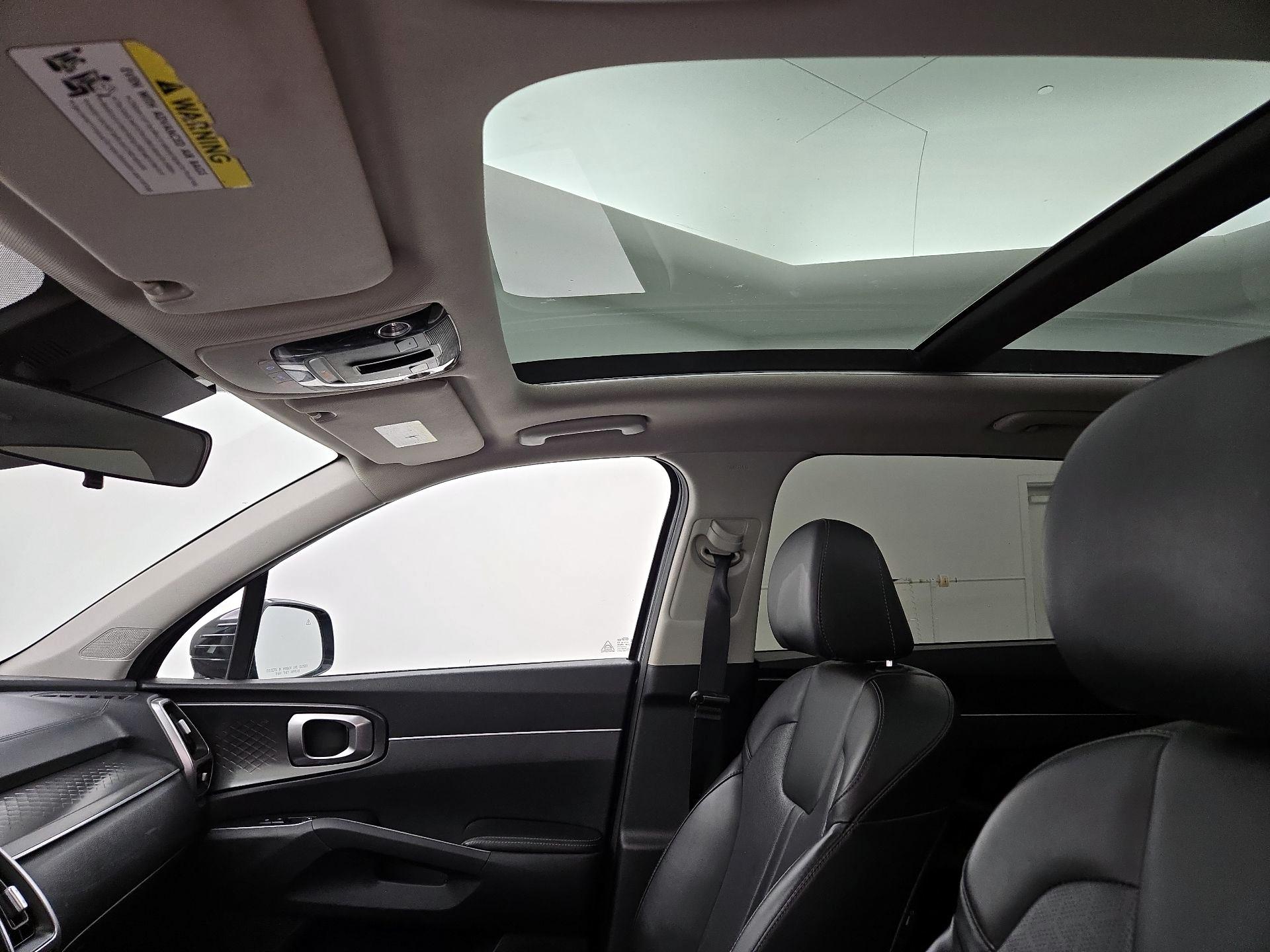 Thumbnail: 2021 Kia Sorento - 19