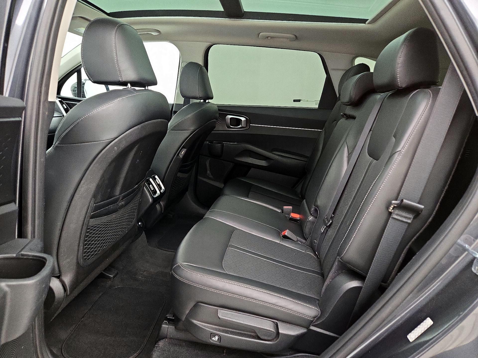 Thumbnail: 2021 Kia Sorento - 20
