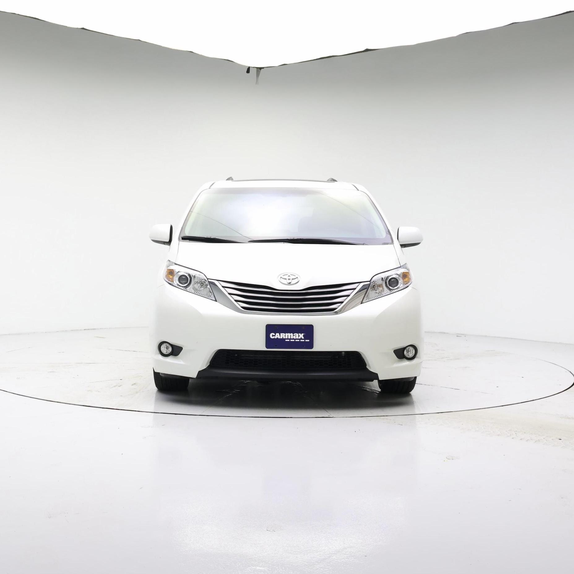 Thumbnail: 2017 Toyota Sienna - 5
