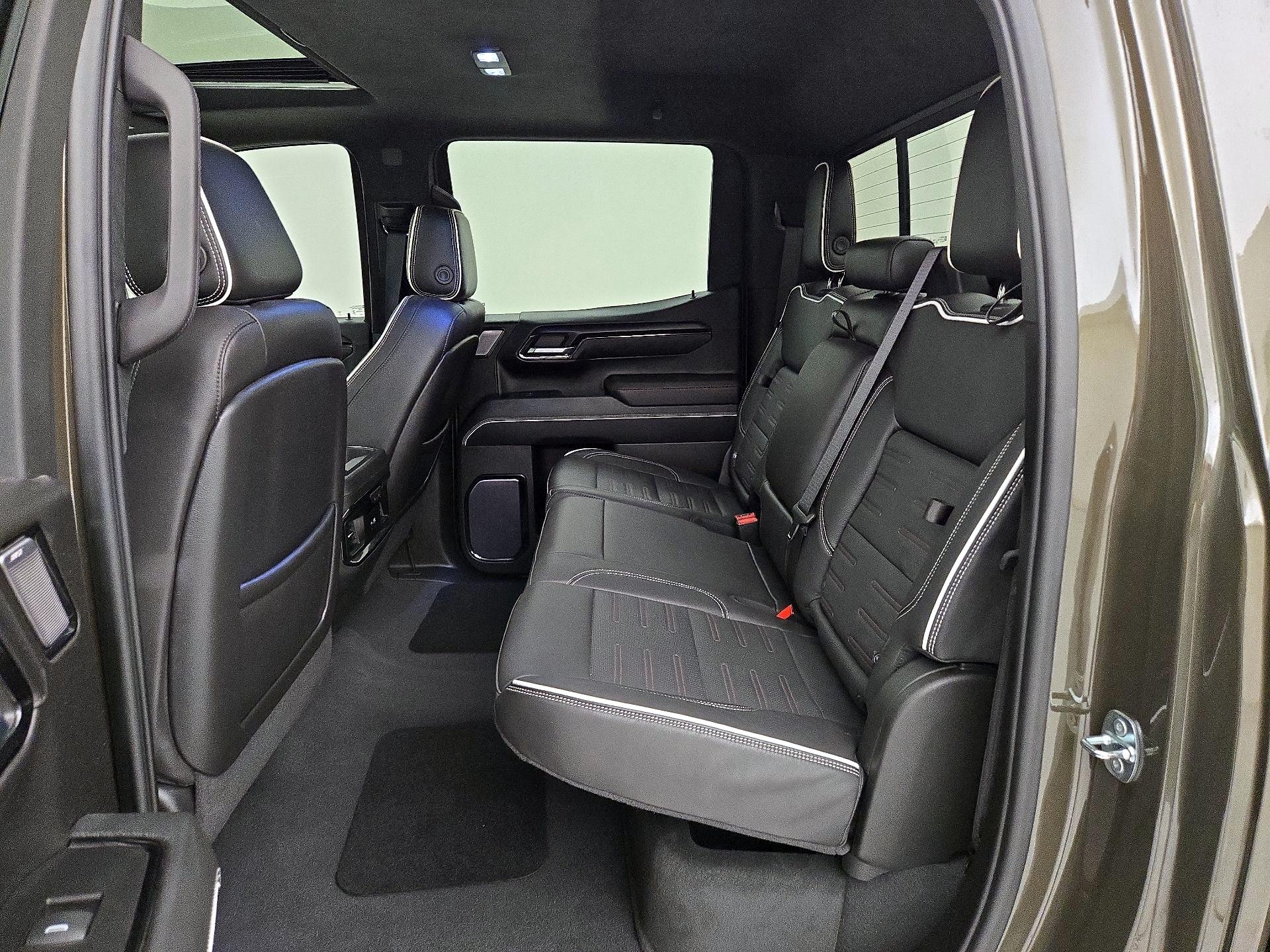 Thumbnail: 2023 GMC Sierra 1500 - 20