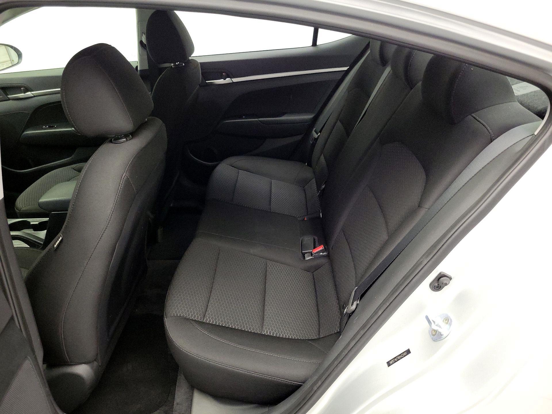 Thumbnail: 2019 Hyundai Elantra - 19