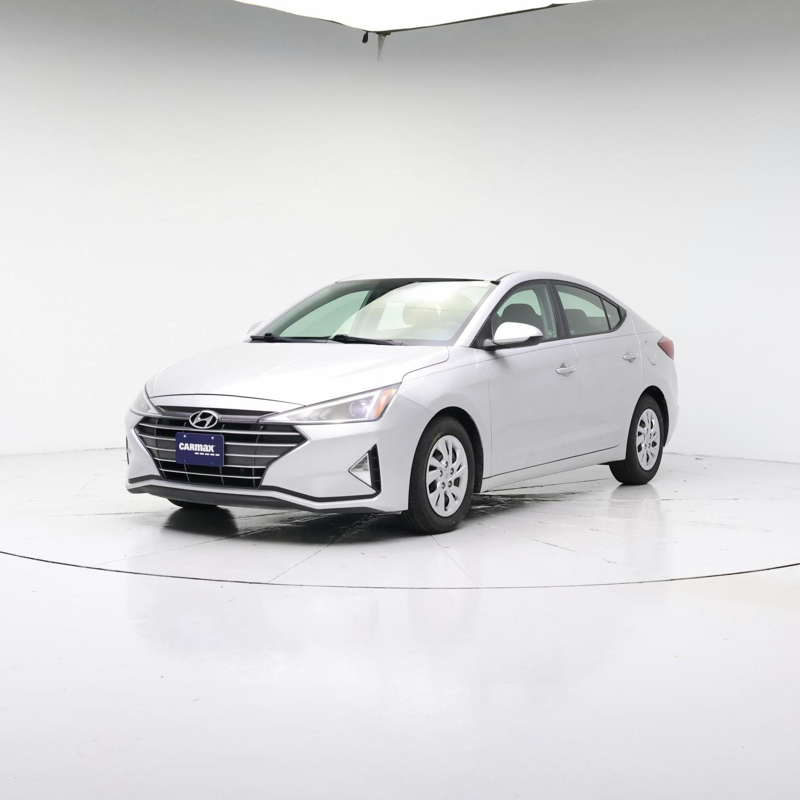 Thumbnail: 2019 Hyundai Elantra - 4