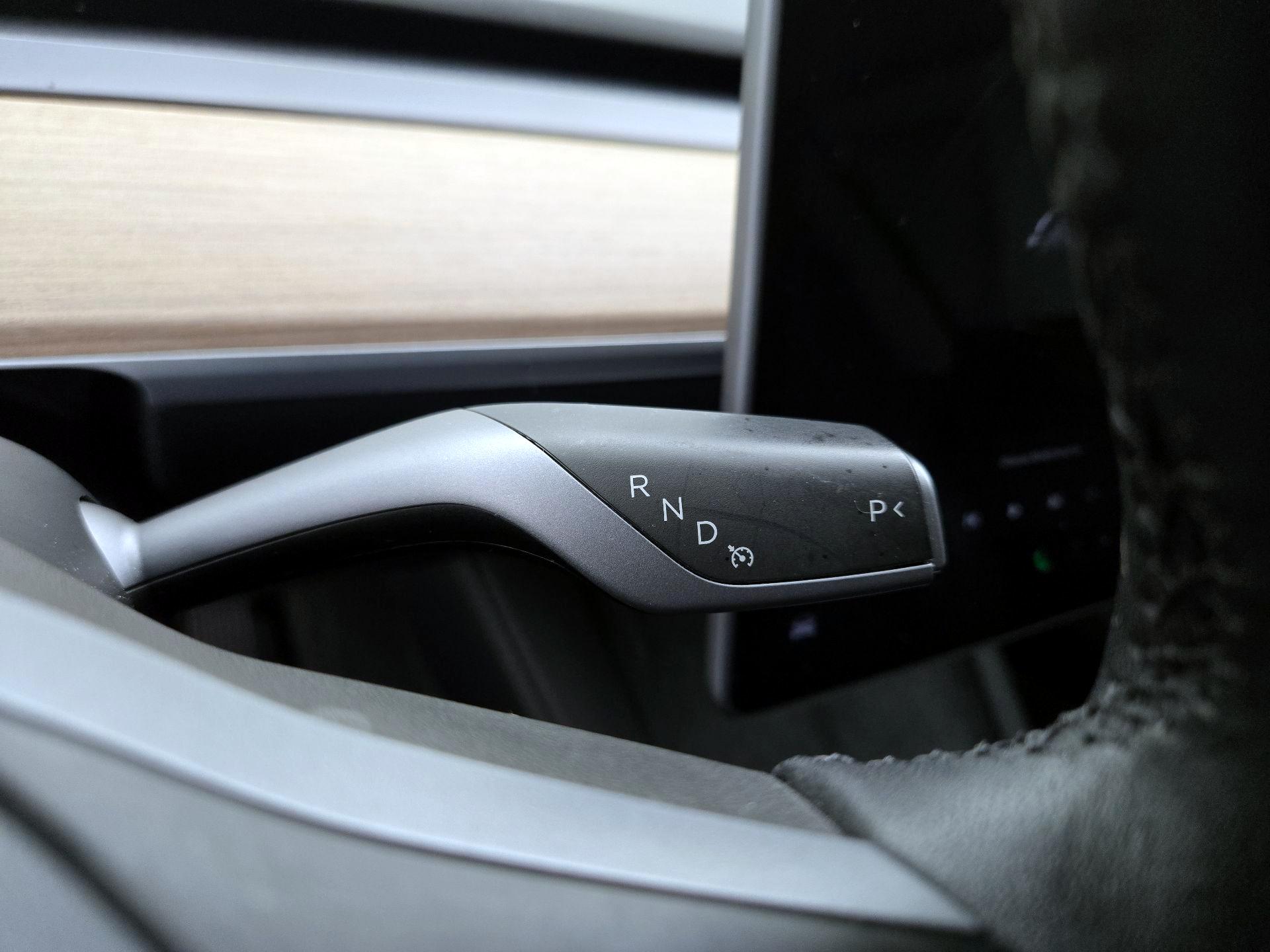 Thumbnail: 2023 Tesla Model 3 - 16