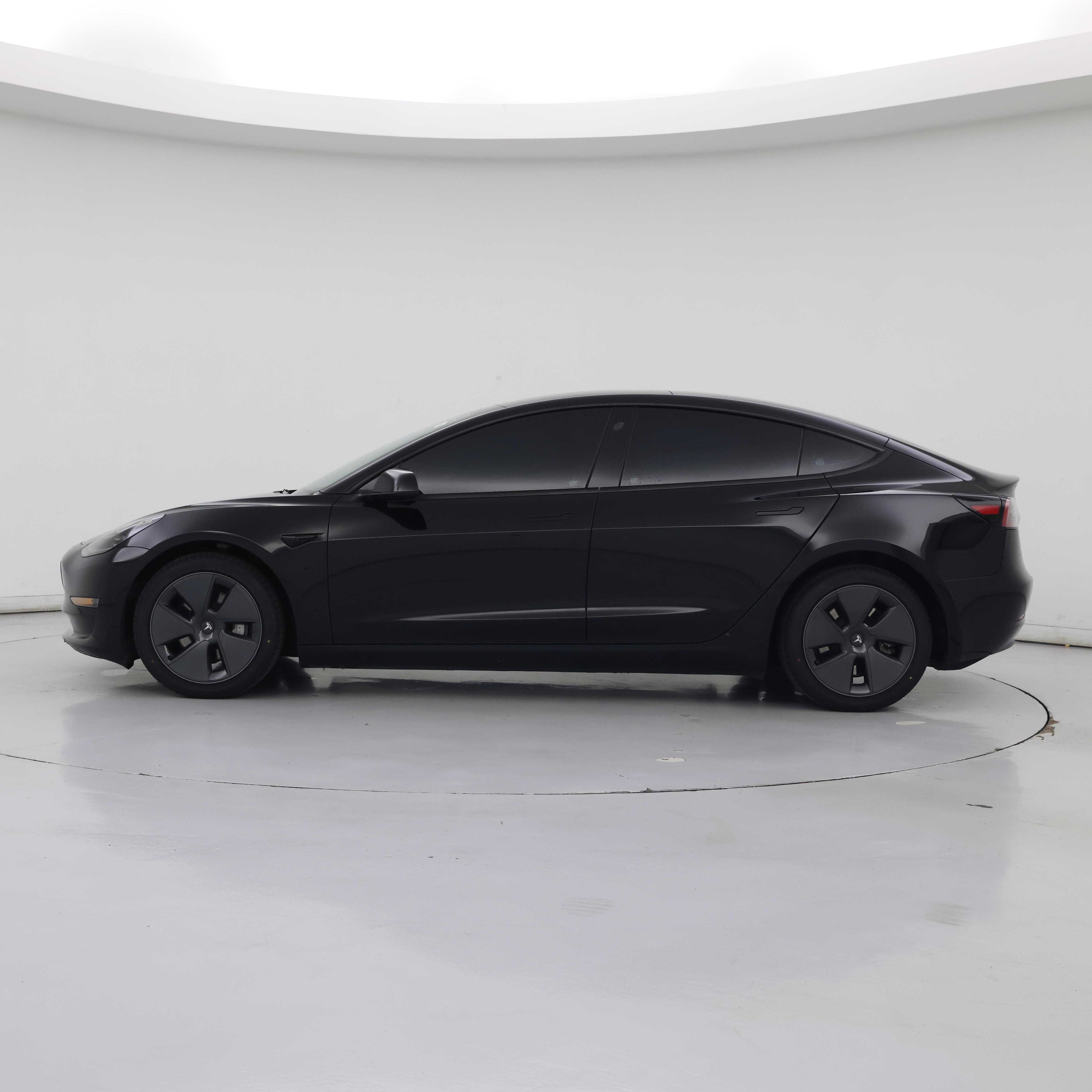 Thumbnail: 2023 Tesla Model 3 - 3