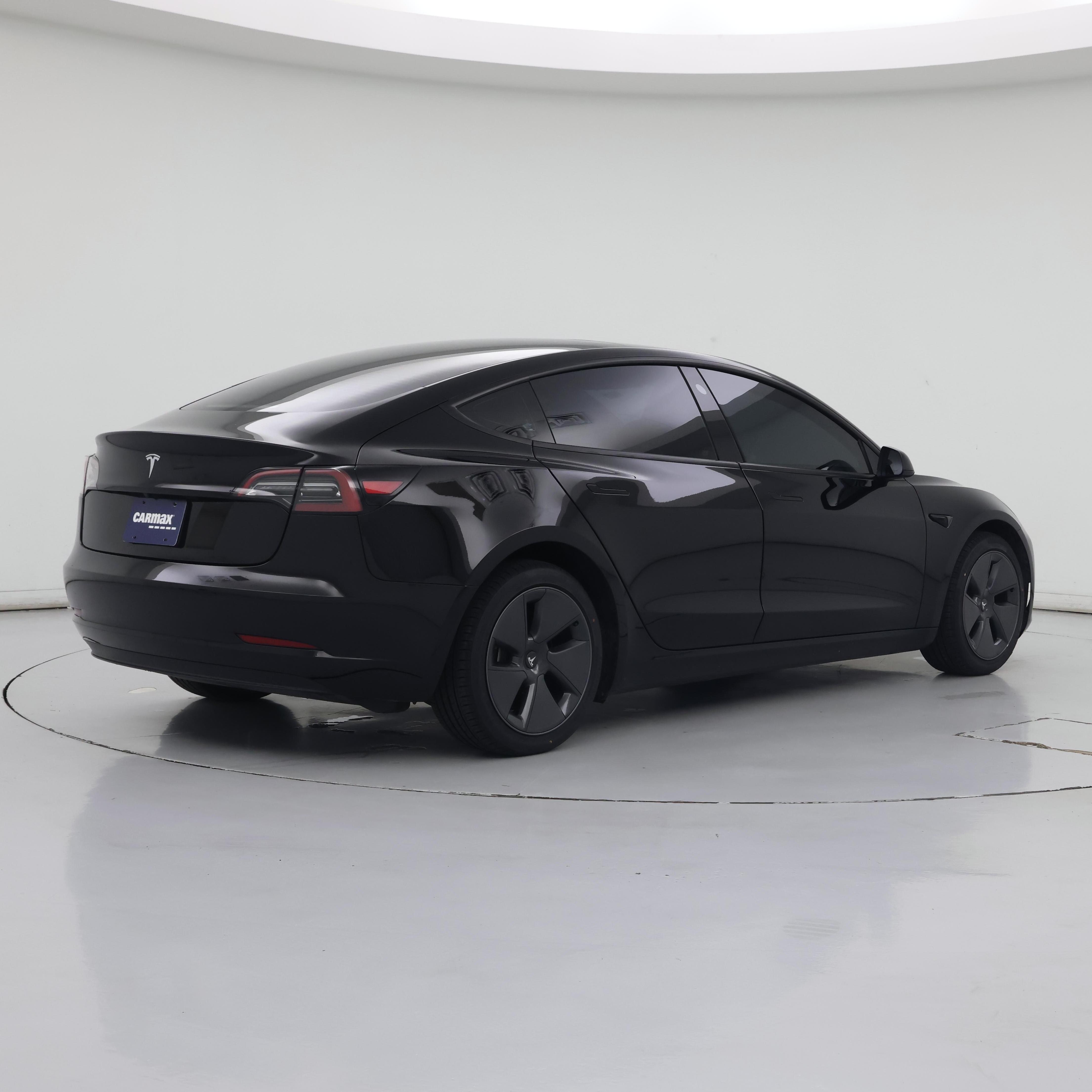 Thumbnail: 2023 Tesla Model 3 - 8