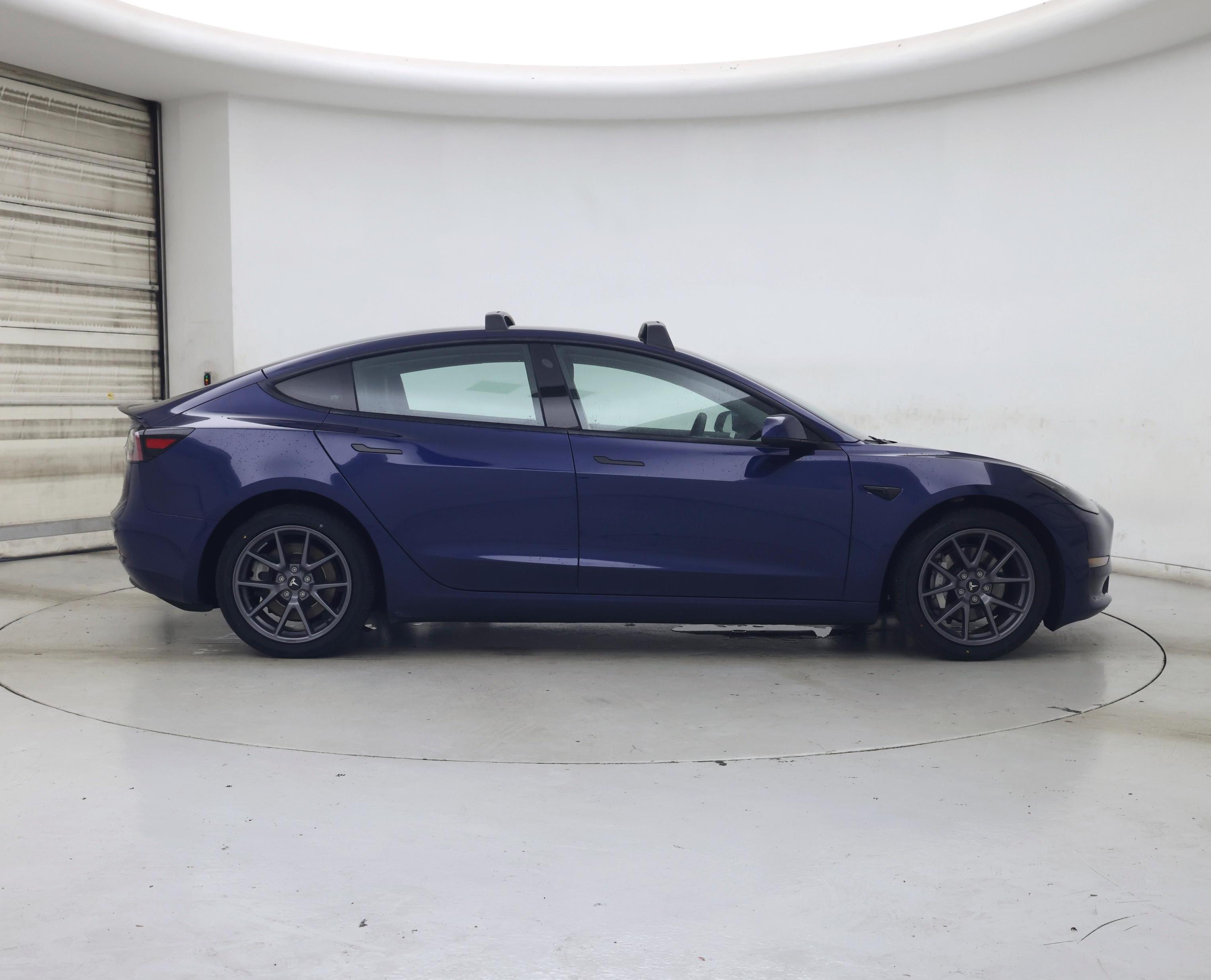 Thumbnail: 2023 Tesla Model 3 - 7