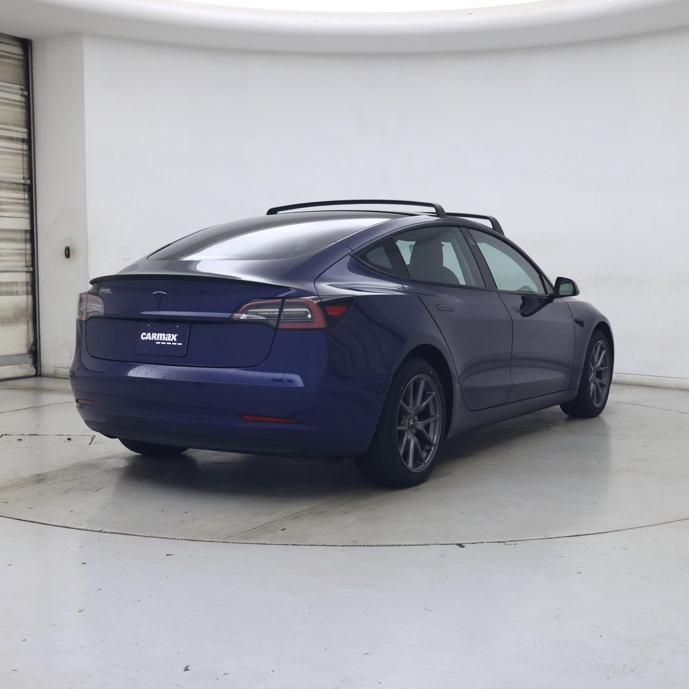 Thumbnail: 2023 Tesla Model 3 - 8