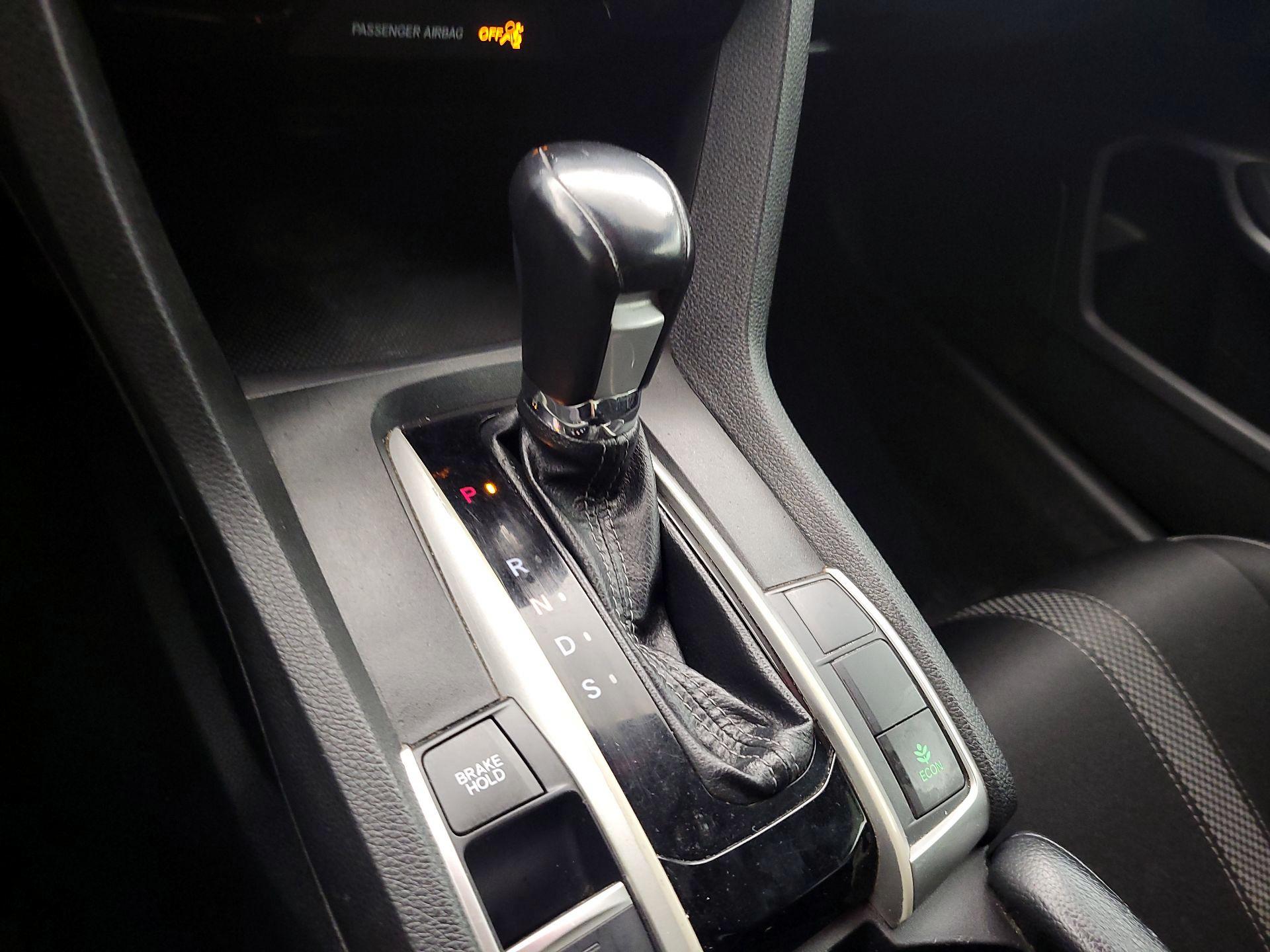 Thumbnail: 2019 Honda Civic - 17