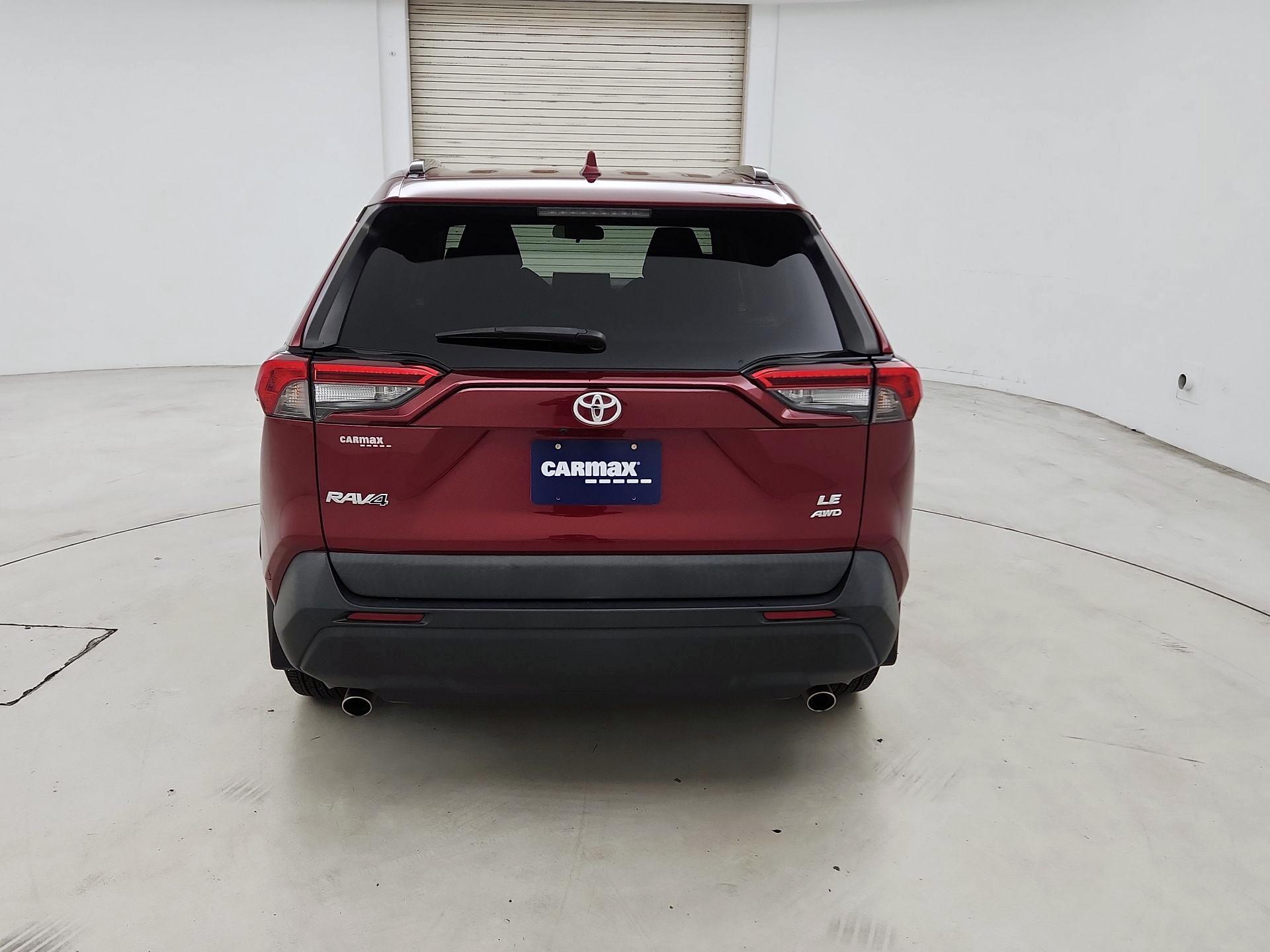 Thumbnail: 2020 Toyota RAV4 - 6