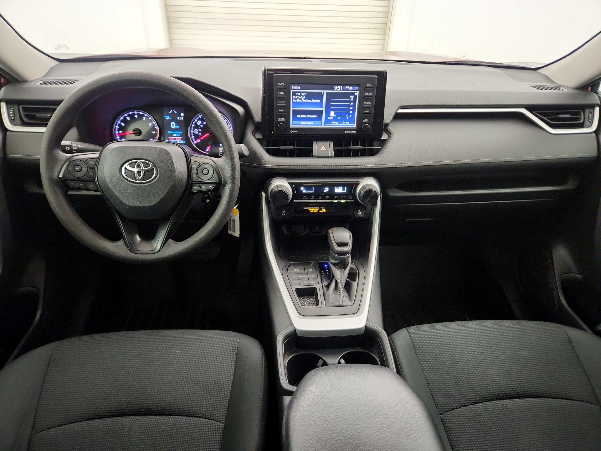 Thumbnail: 2020 Toyota RAV4 - 8
