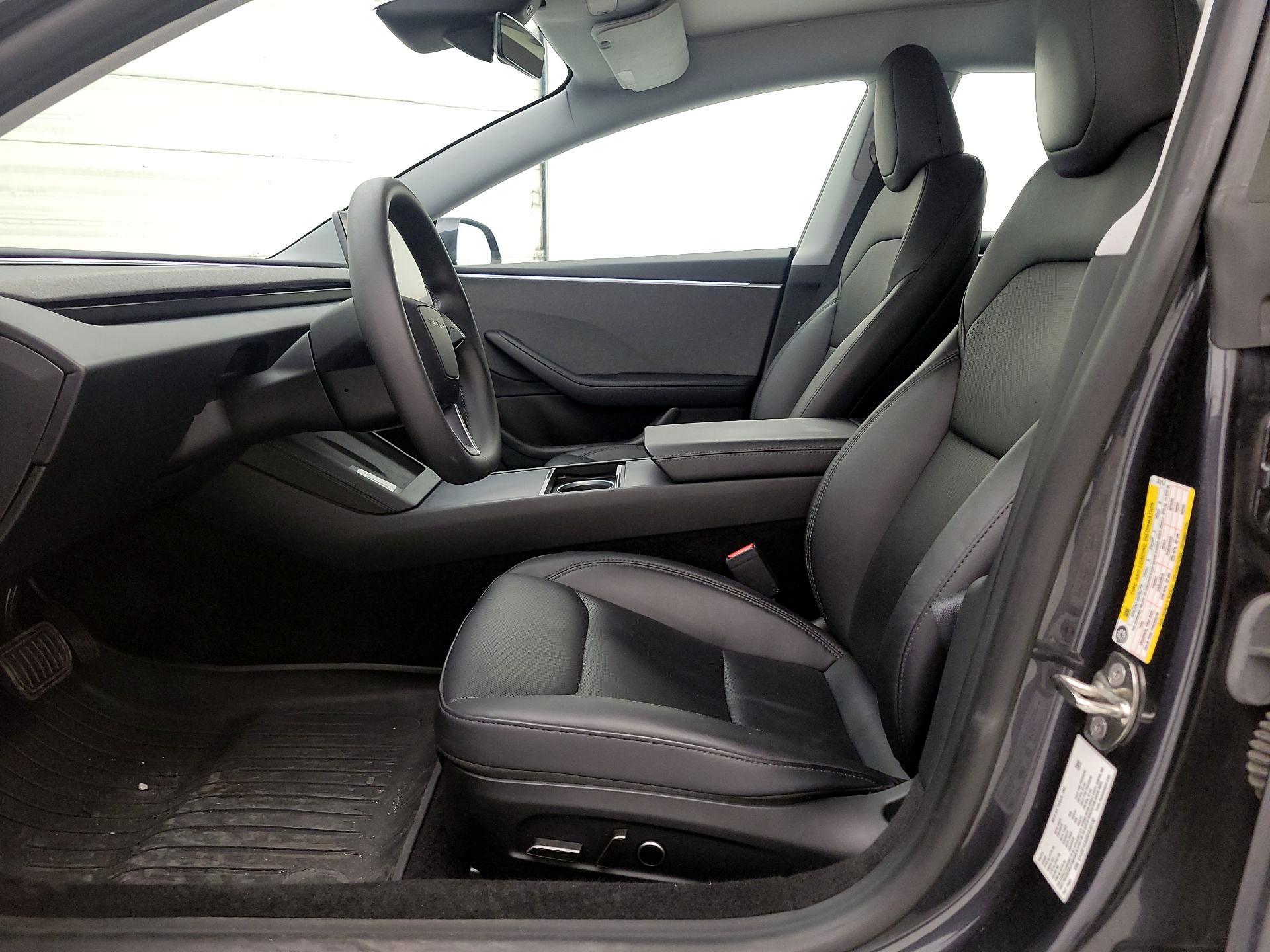 Thumbnail: 2024 Tesla Model 3 - 11