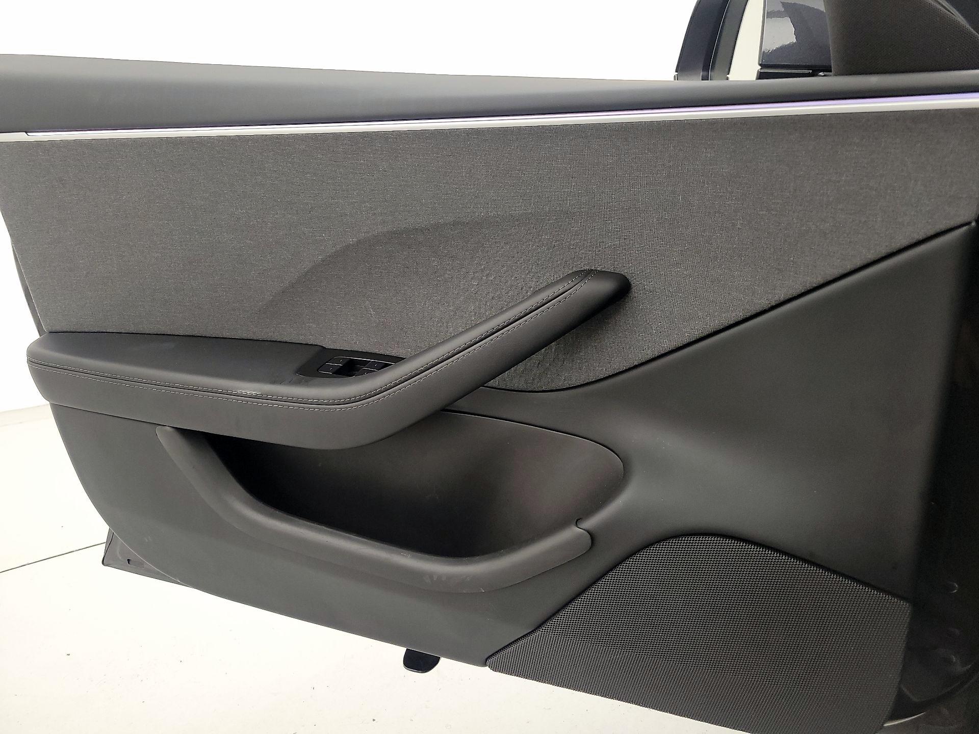 Thumbnail: 2024 Tesla Model 3 - 12
