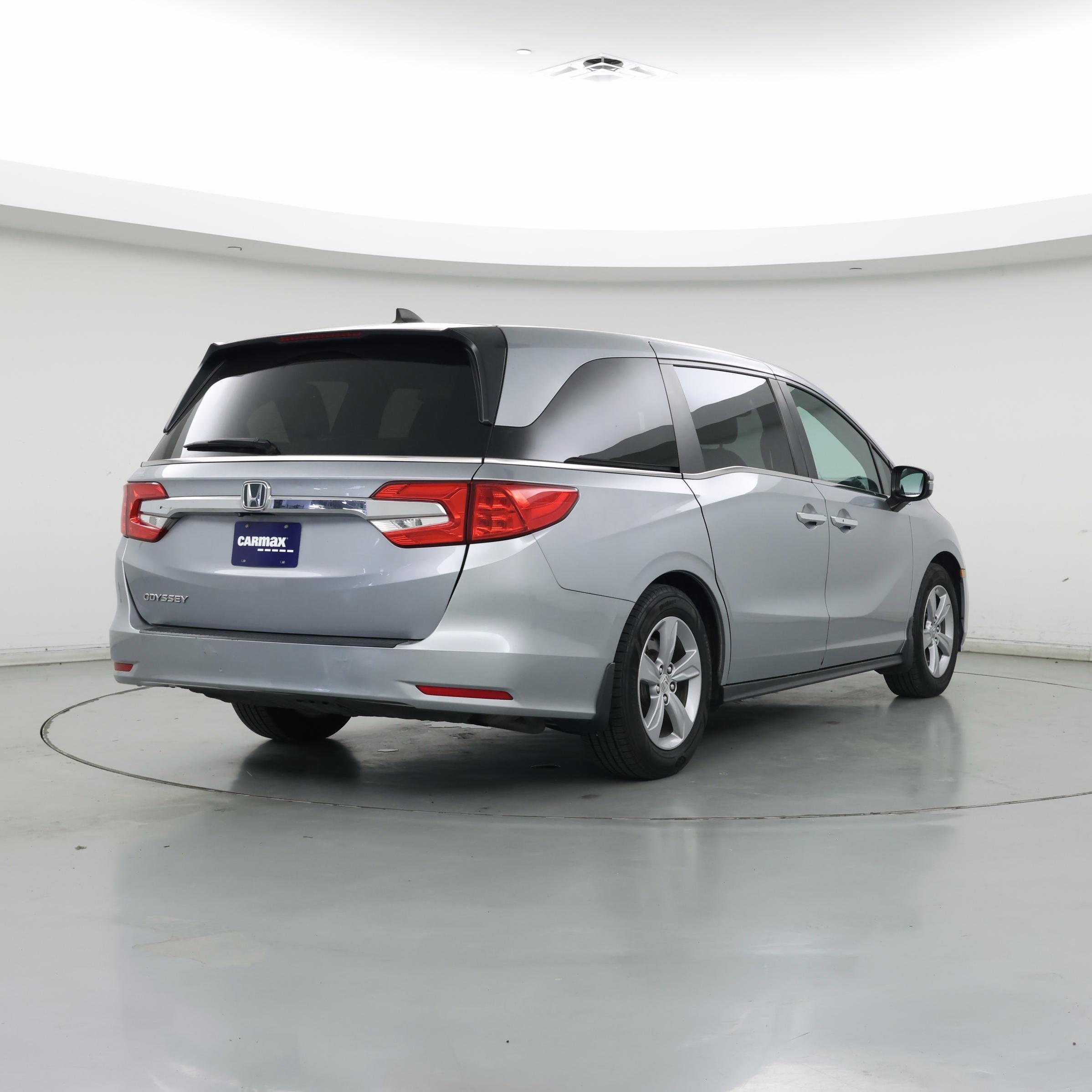 Thumbnail: 2018 Honda Odyssey - 8