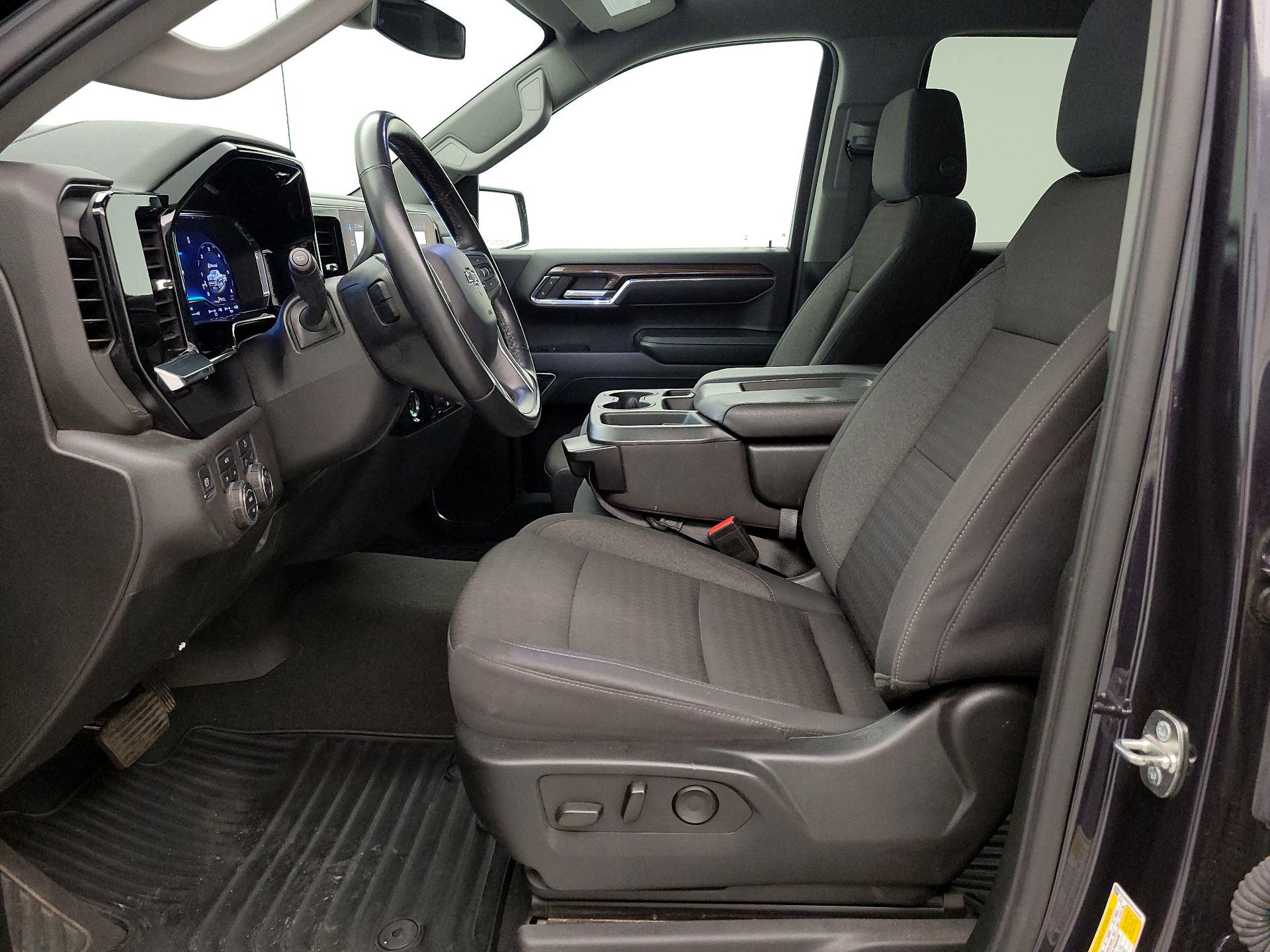 Thumbnail: 2024 Chevrolet Silverado 1500 - 11
