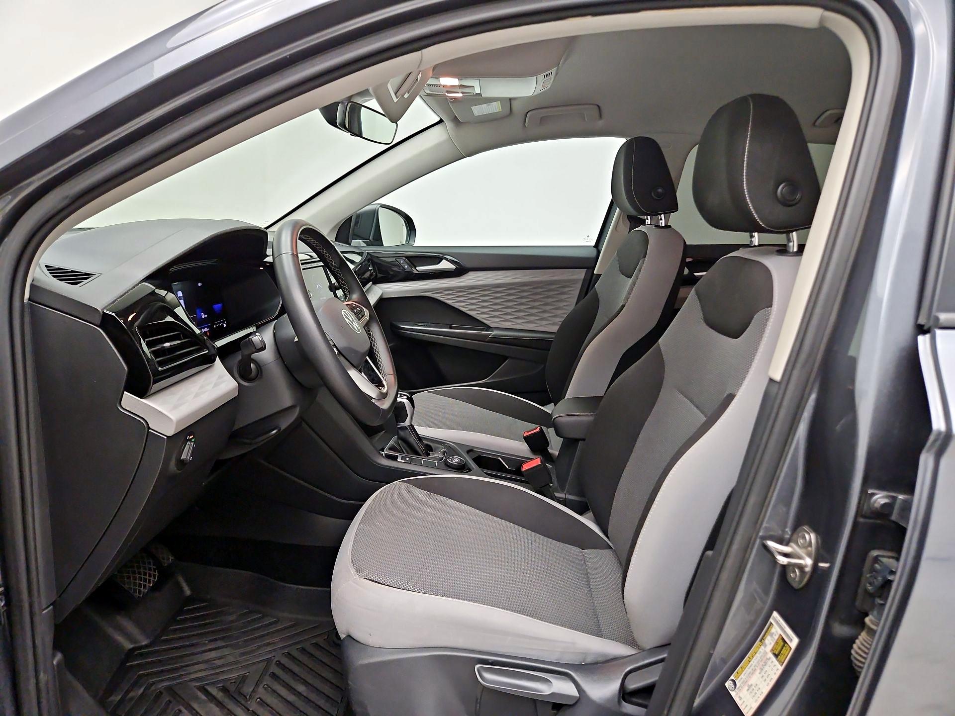 Thumbnail: 2024 Volkswagen Taos - 11