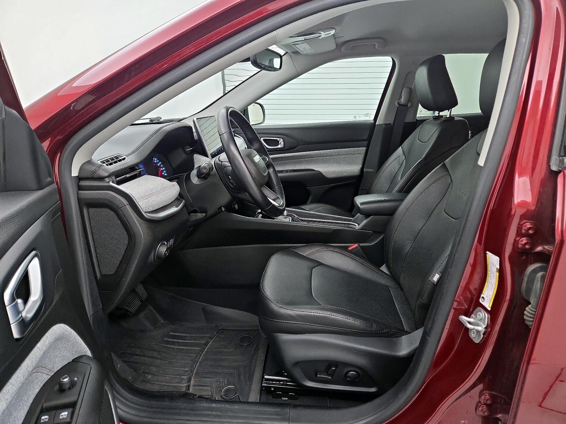 Thumbnail: 2022 Jeep Compass - 11