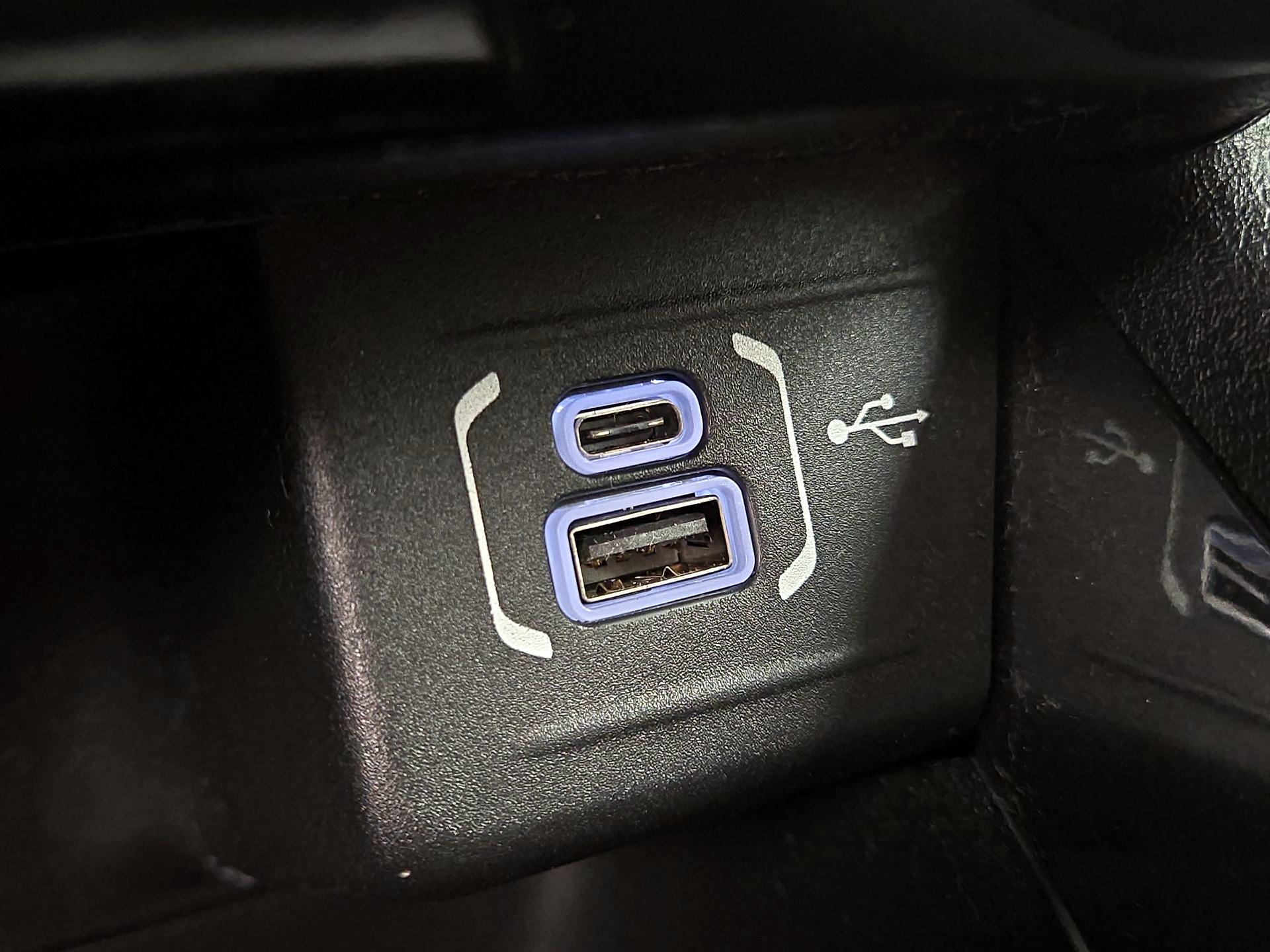 Thumbnail: 2022 Jeep Compass - 18