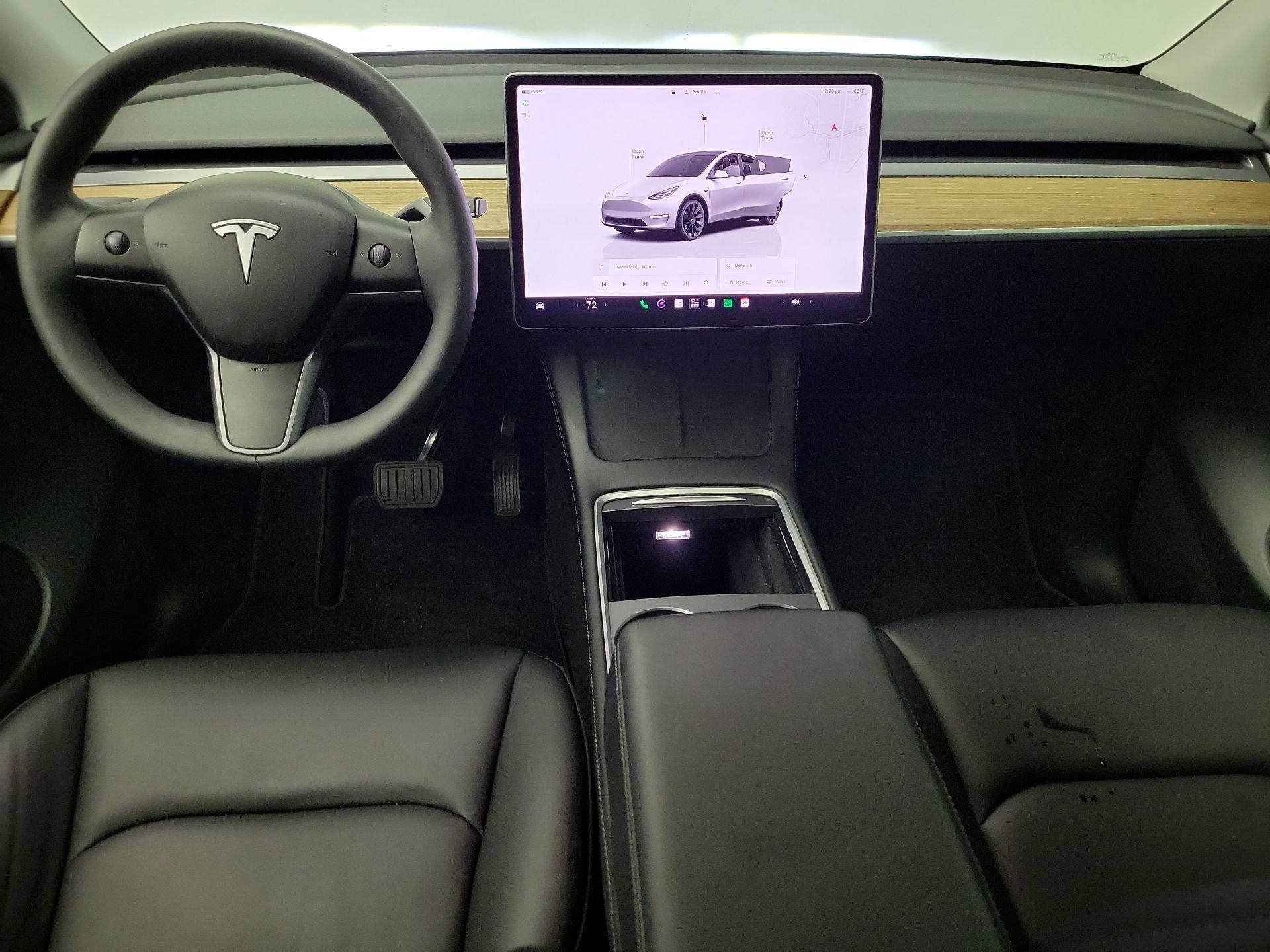 Thumbnail: 2023 Tesla Model Y - 9