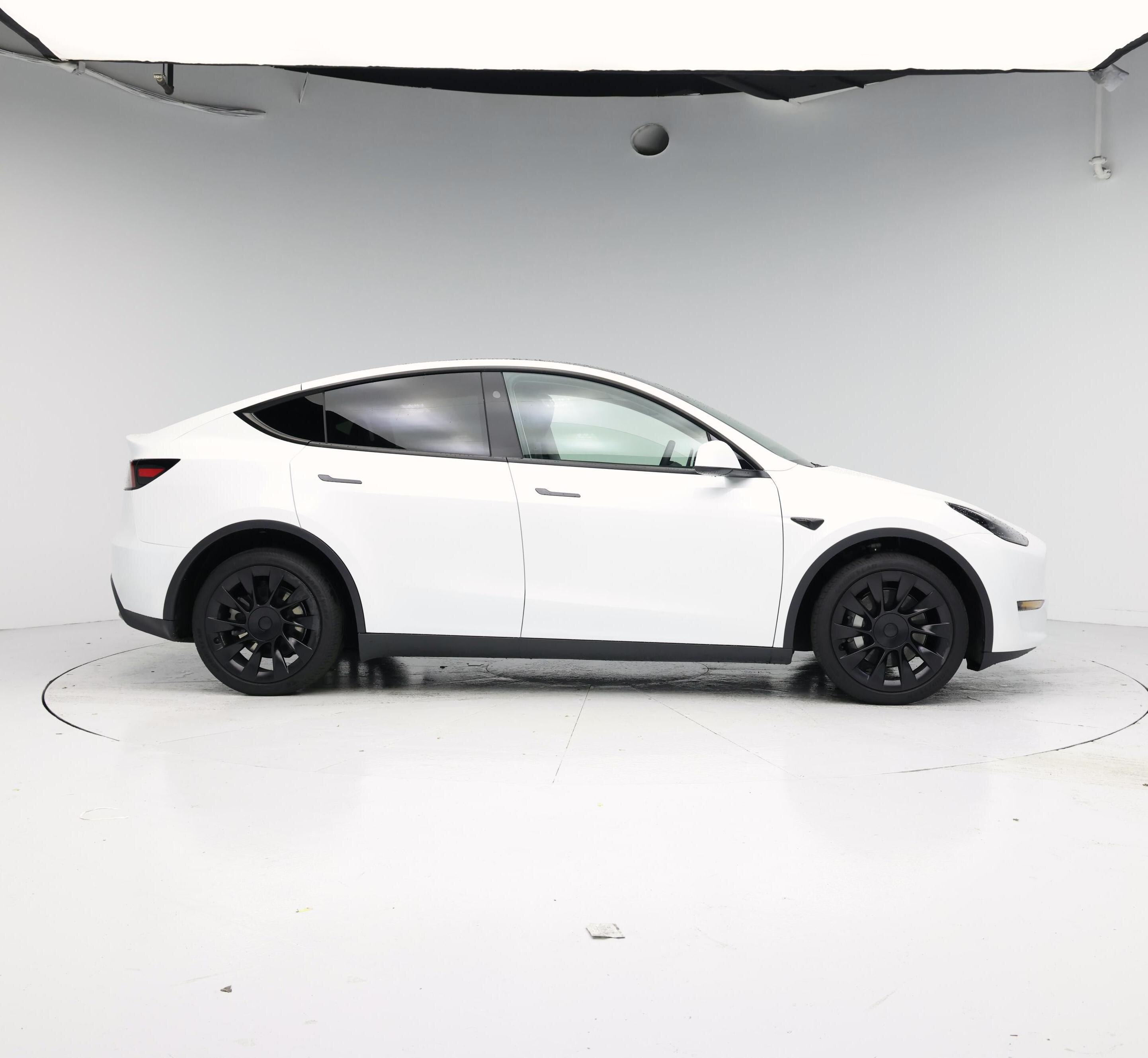 Thumbnail: 2023 Tesla Model Y - 7