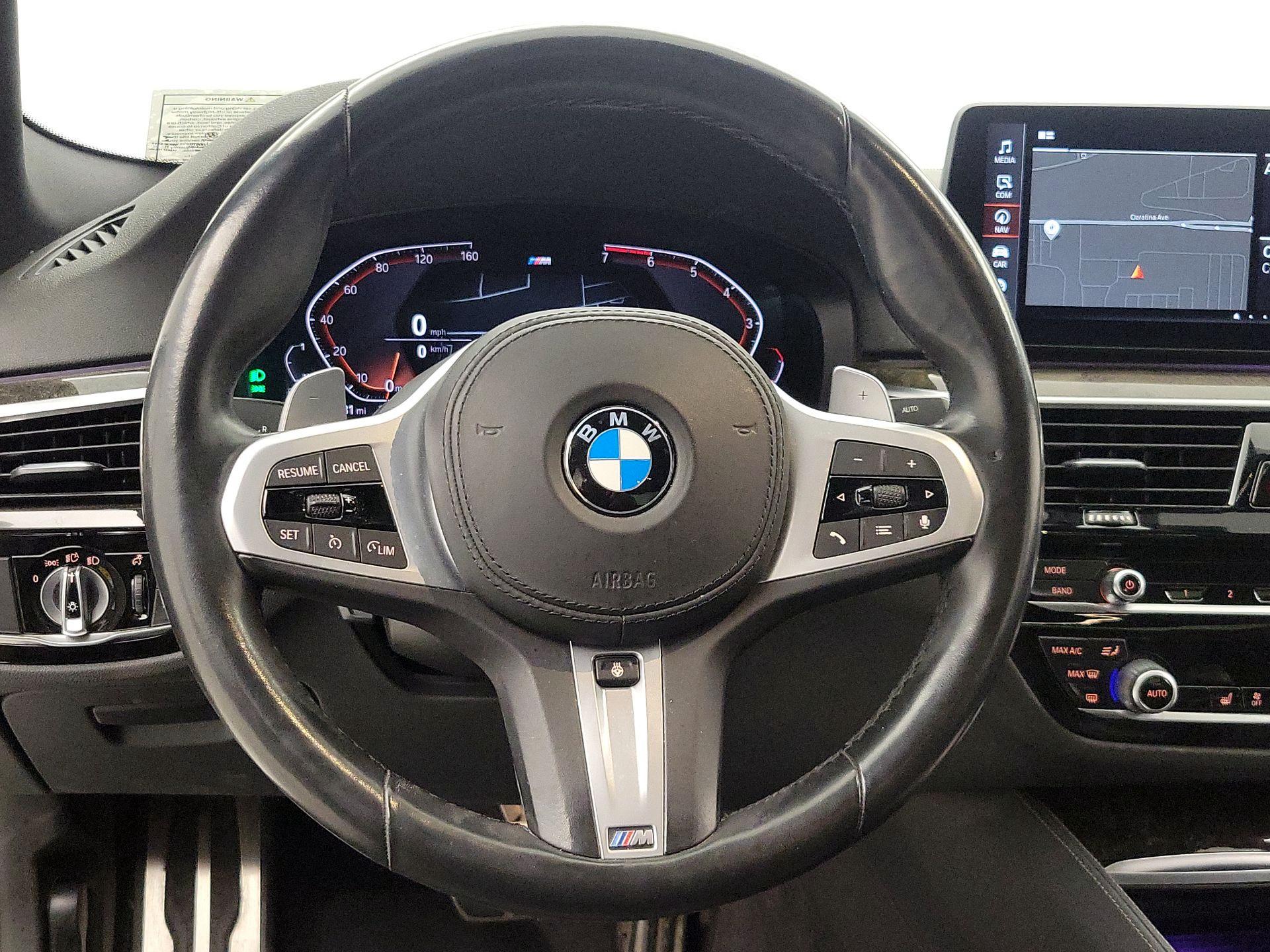Thumbnail: 2022 BMW 5 Series - 10