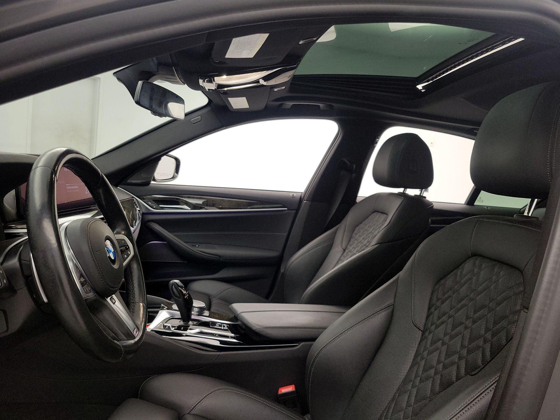 Thumbnail: 2022 BMW 5 Series - 20
