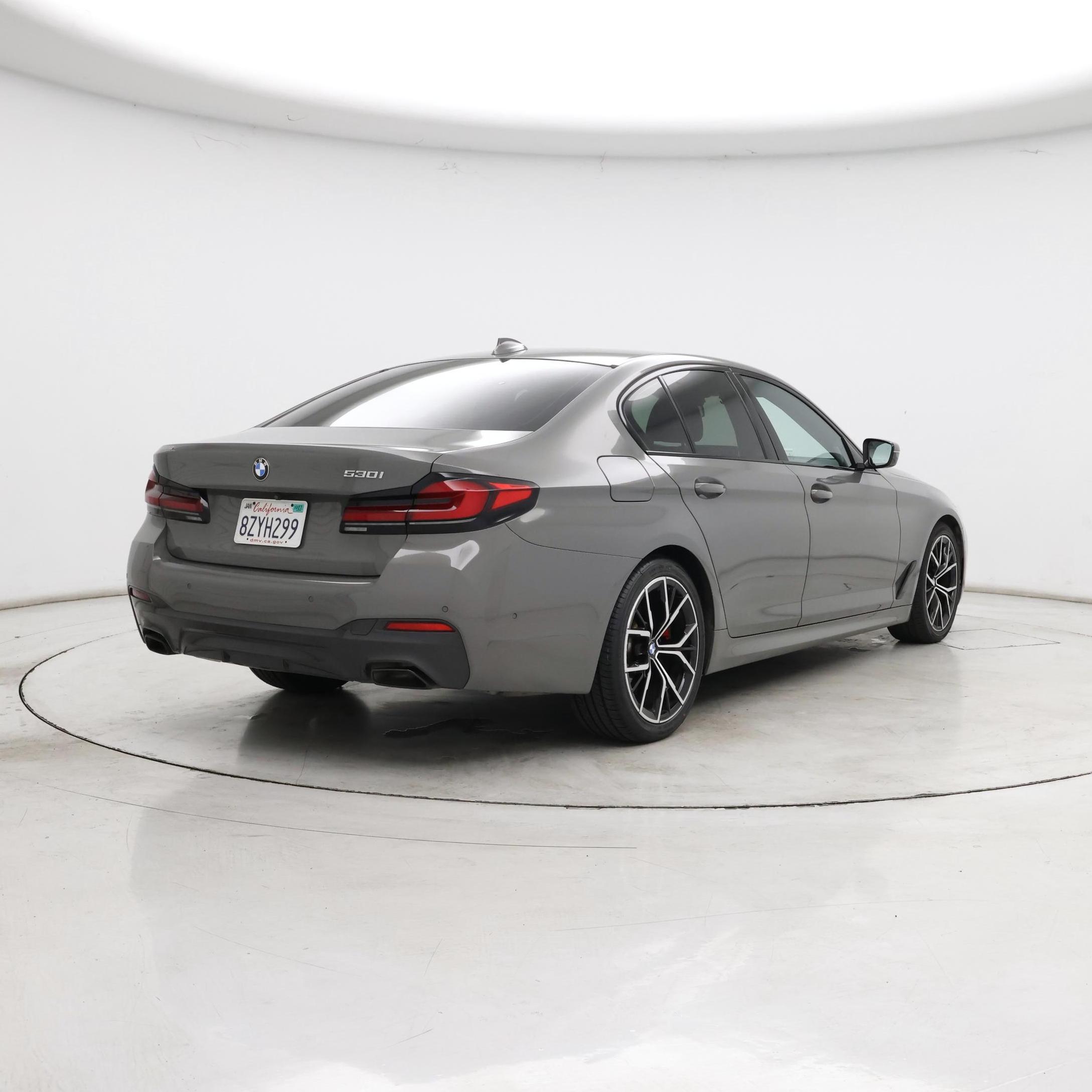 Thumbnail: 2022 BMW 5 Series - 8