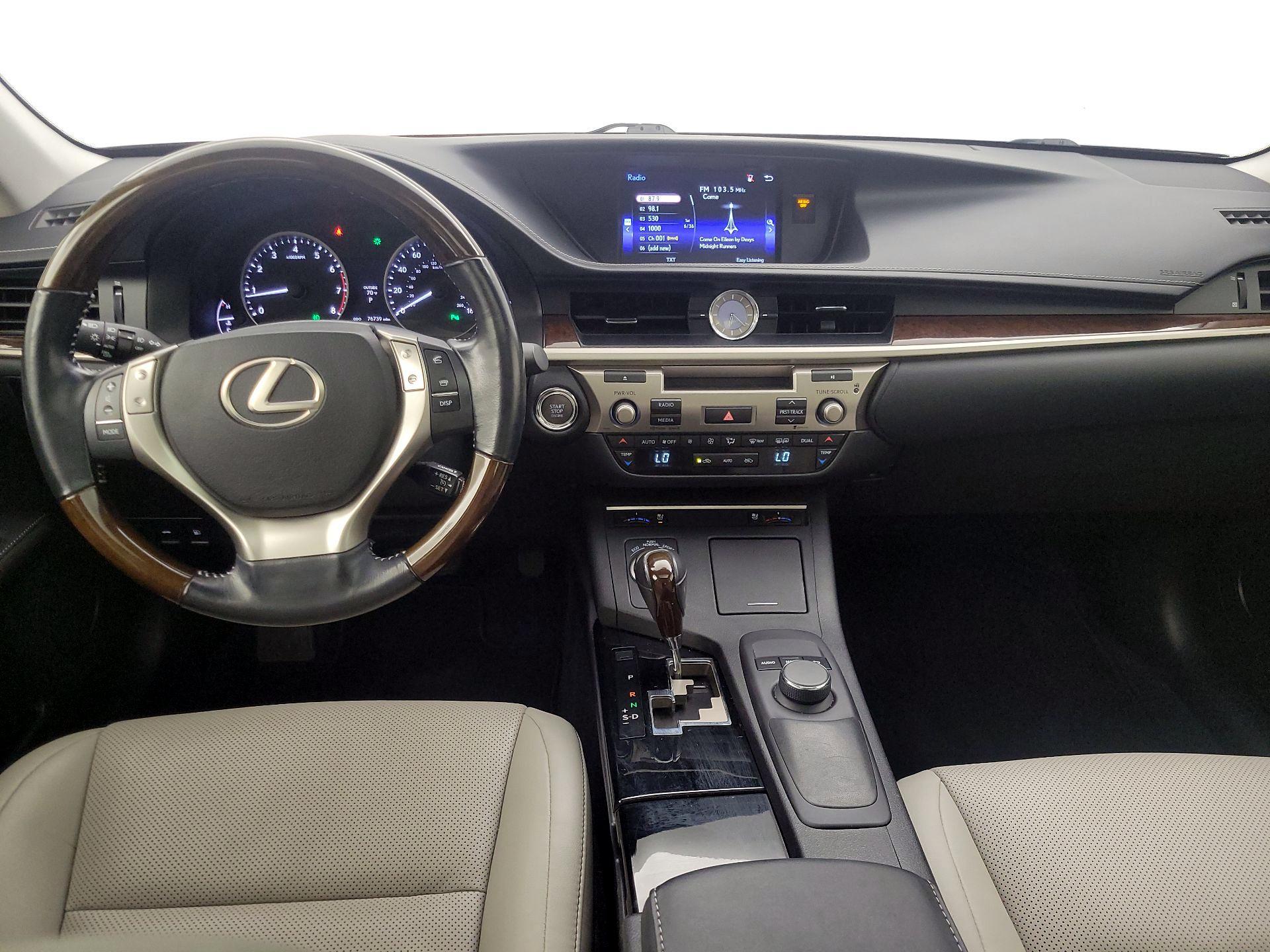 Thumbnail: 2015 Lexus ES - 9