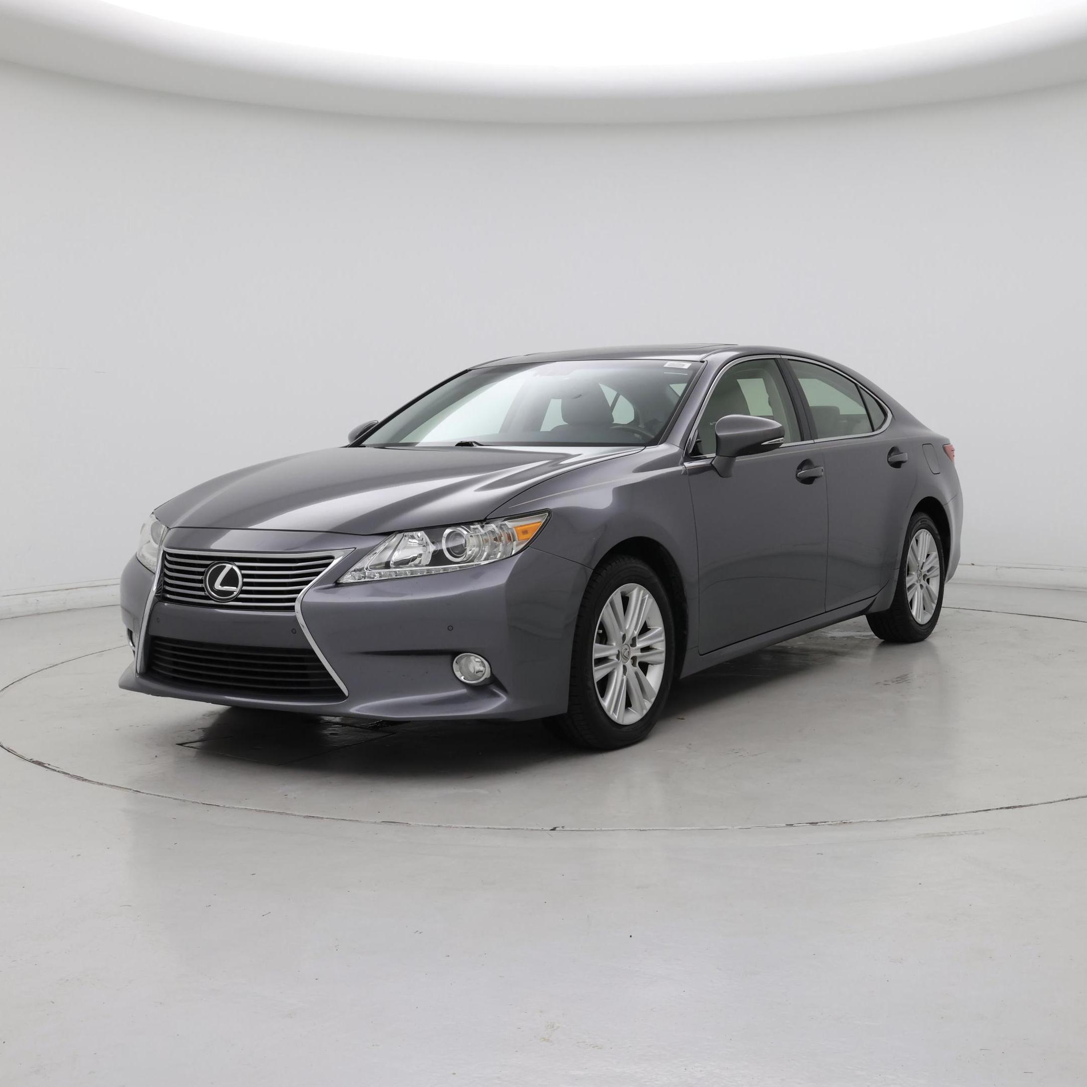 Thumbnail: 2015 Lexus ES - 4