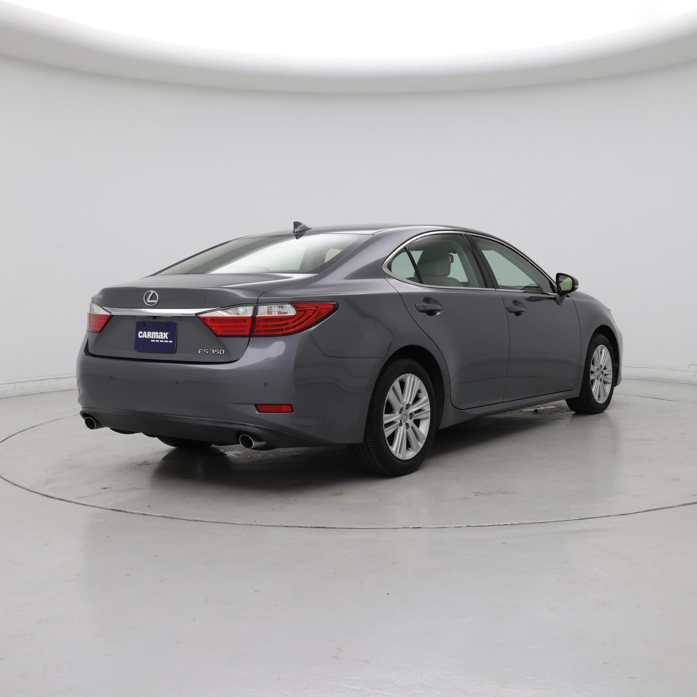 Thumbnail: 2015 Lexus ES - 8