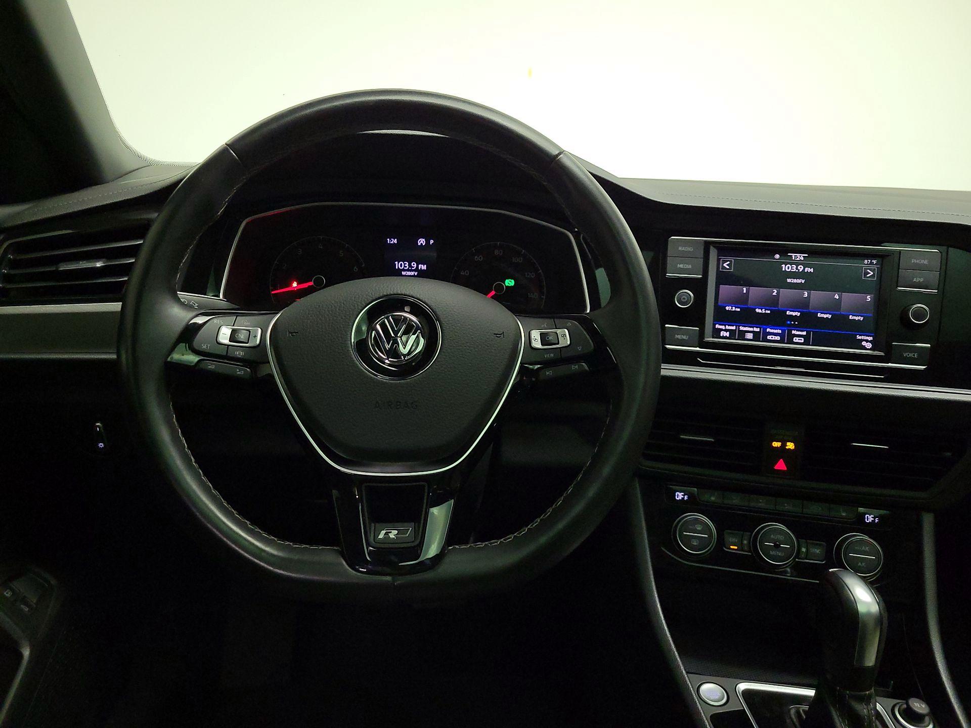 Thumbnail: 2021 Volkswagen Jetta - 10