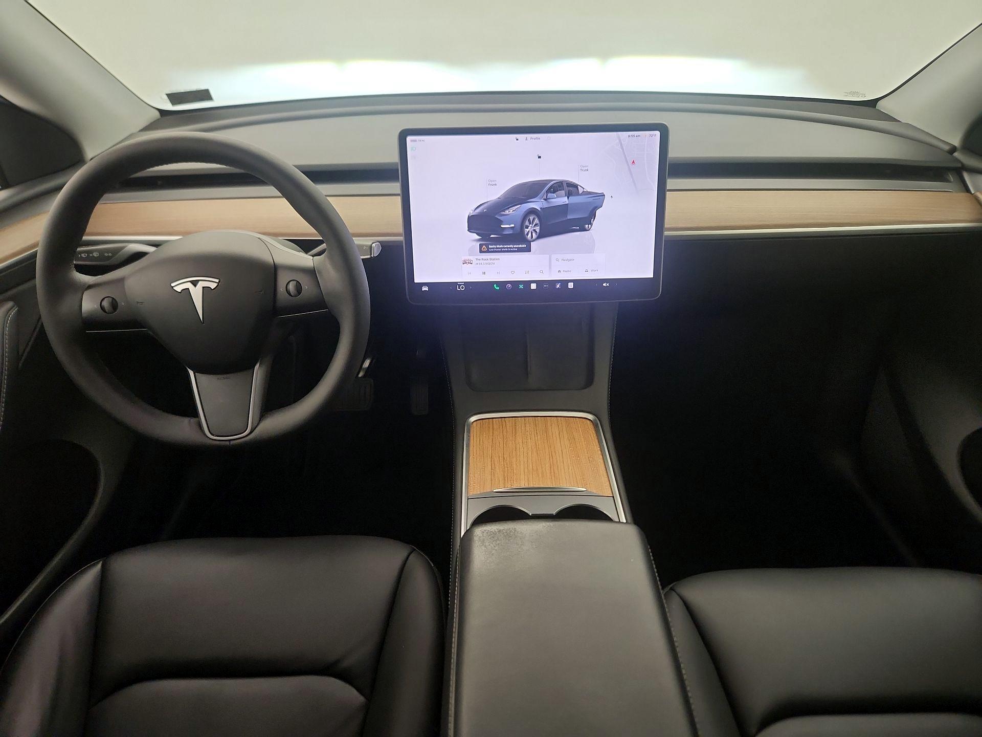 Thumbnail: 2024 Tesla Model Y - 9