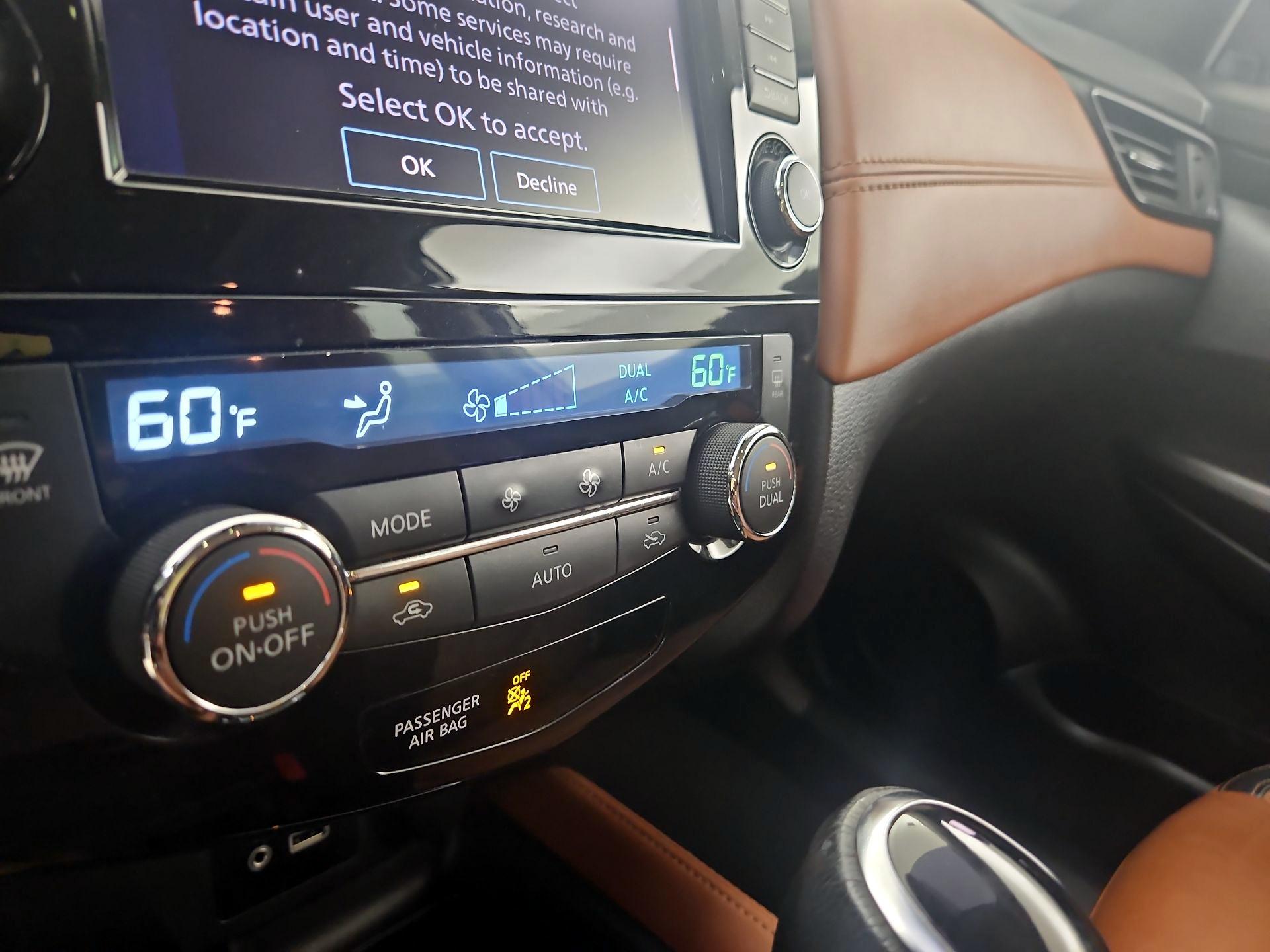 Thumbnail: 2018 Nissan Rogue - 15