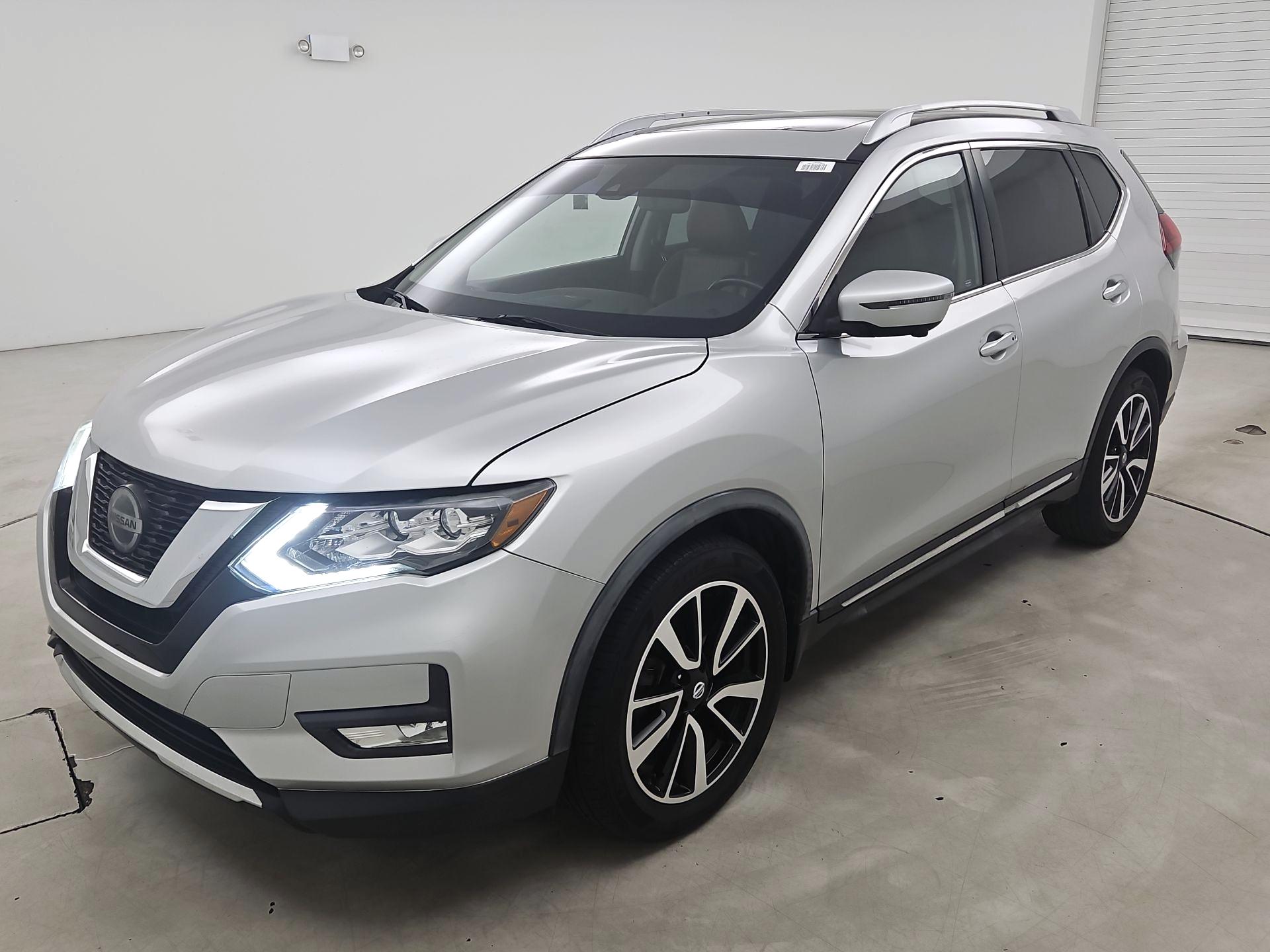 Thumbnail: 2018 Nissan Rogue - 3