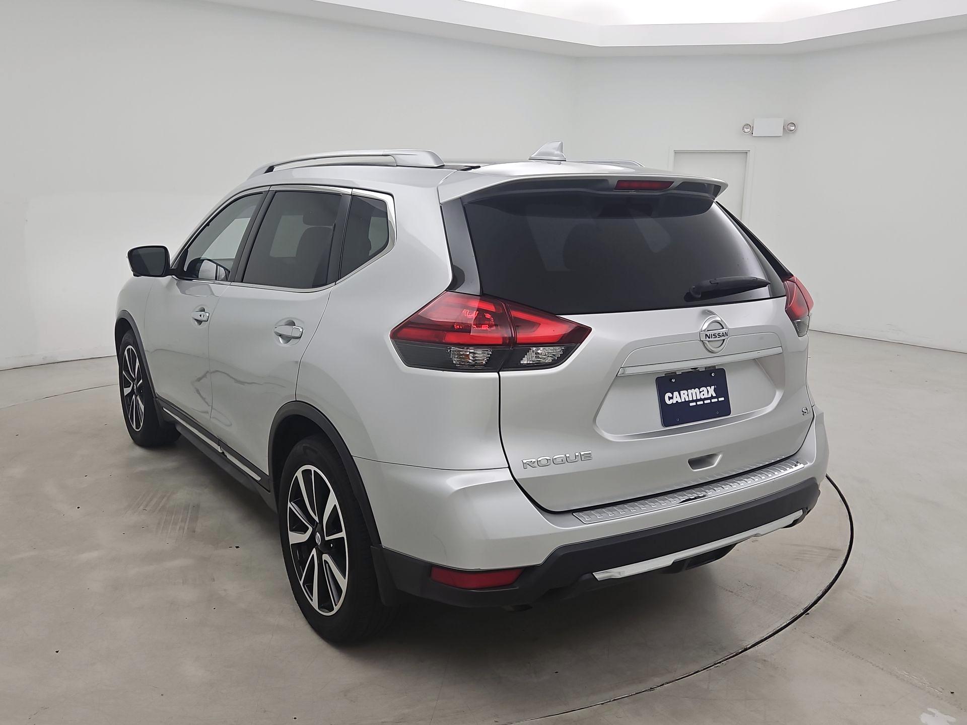 Thumbnail: 2018 Nissan Rogue - 7
