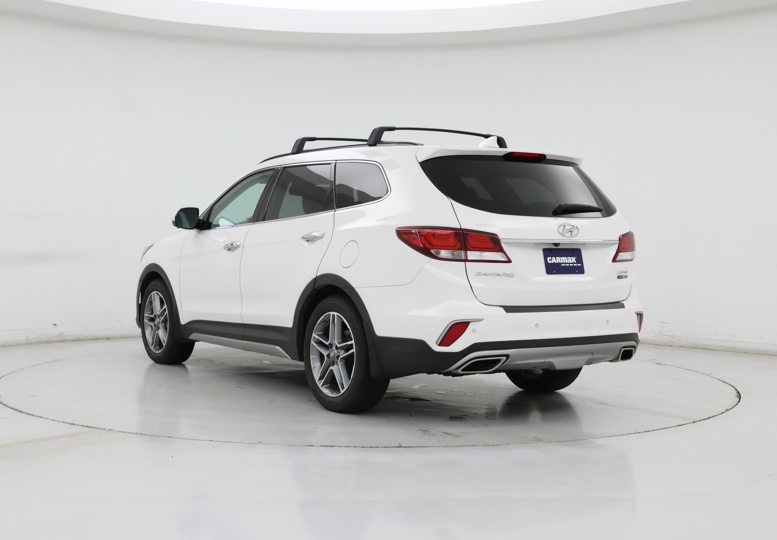 Thumbnail: 2018 Hyundai Santa Fe - 2