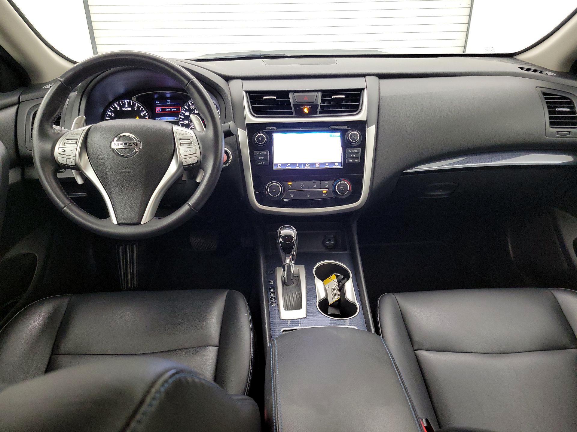 Thumbnail: 2018 Nissan Altima - 9