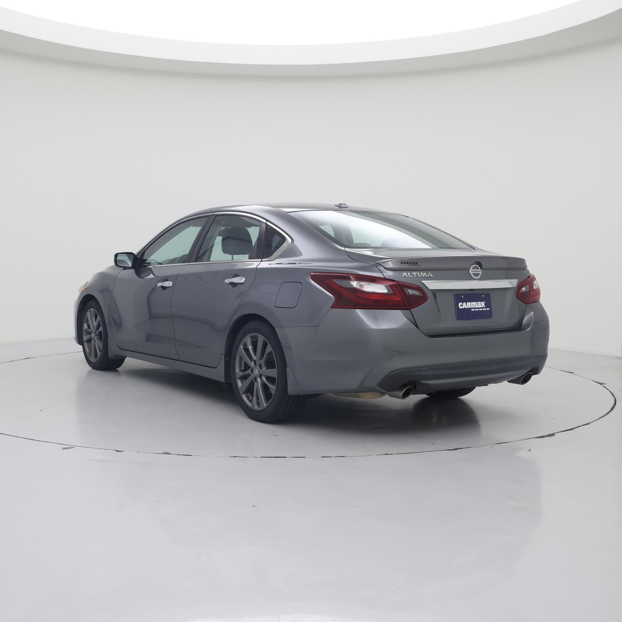 Thumbnail: 2018 Nissan Altima - 2