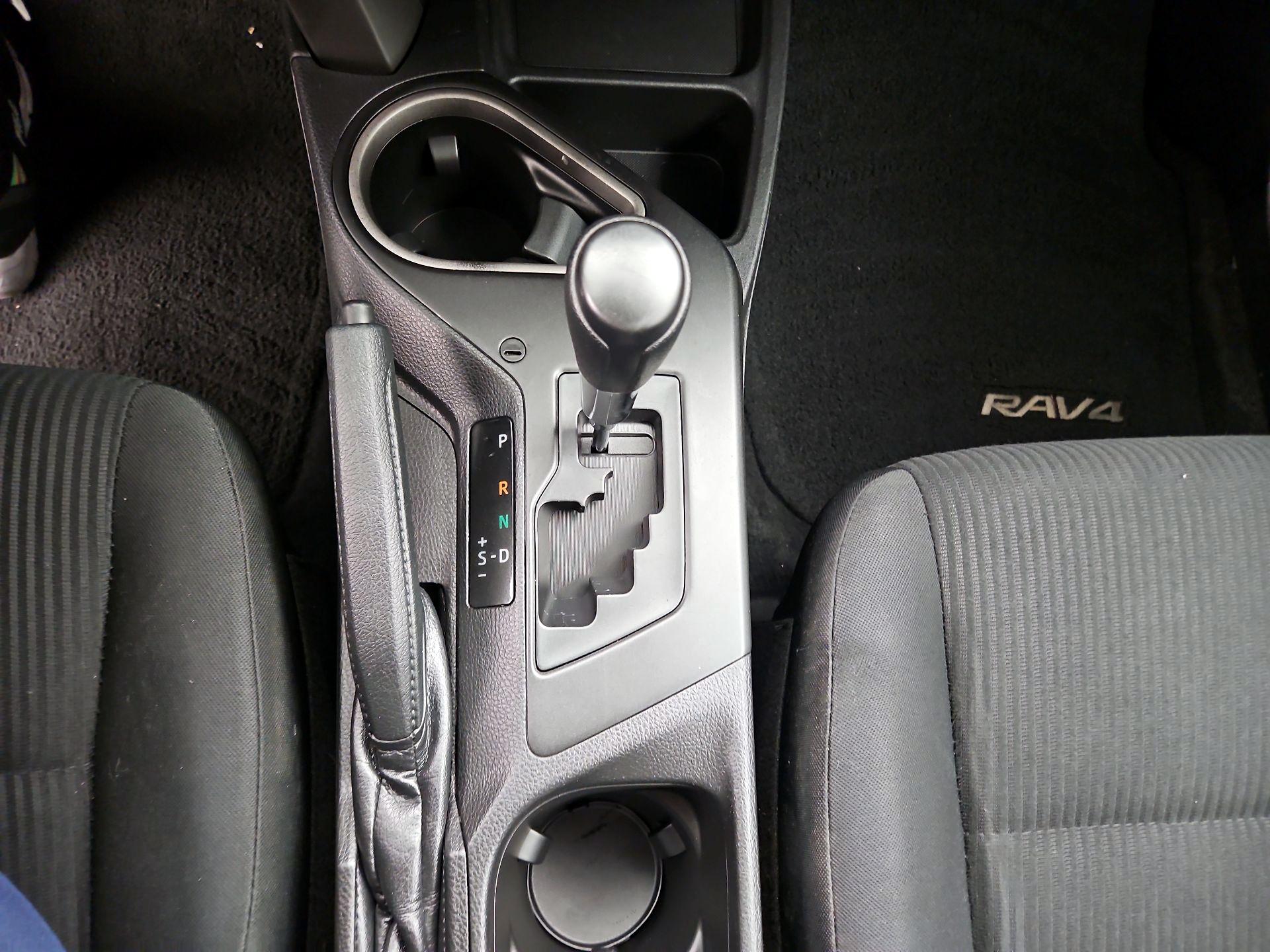 Thumbnail: 2016 Toyota RAV4 - 17