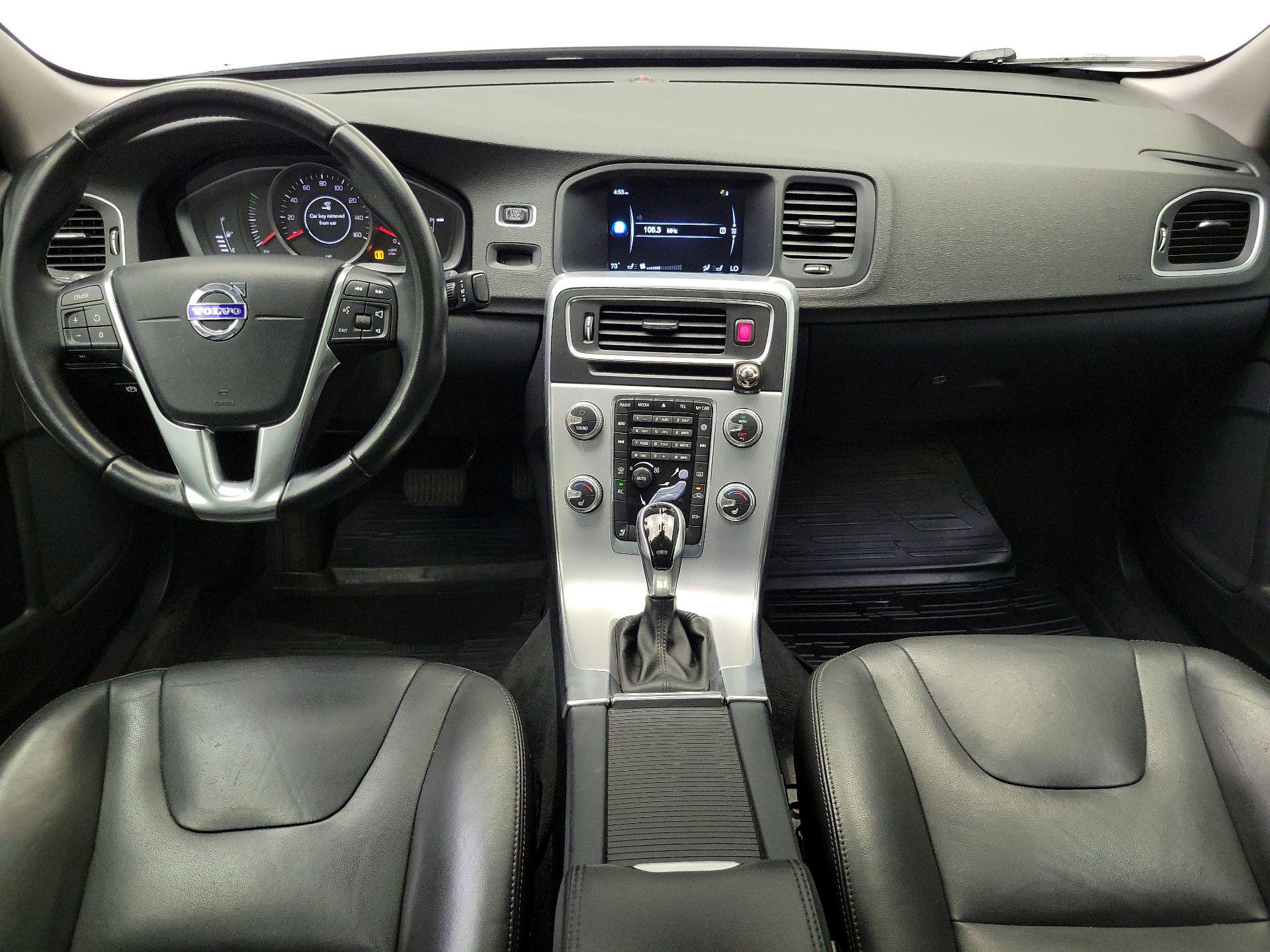 Thumbnail: 2017 Volvo S60 - 9