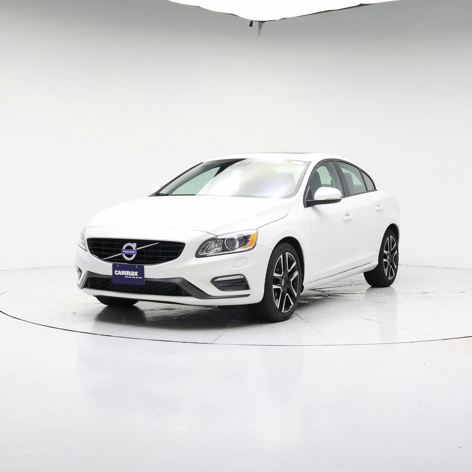 Thumbnail: 2017 Volvo S60 - 4