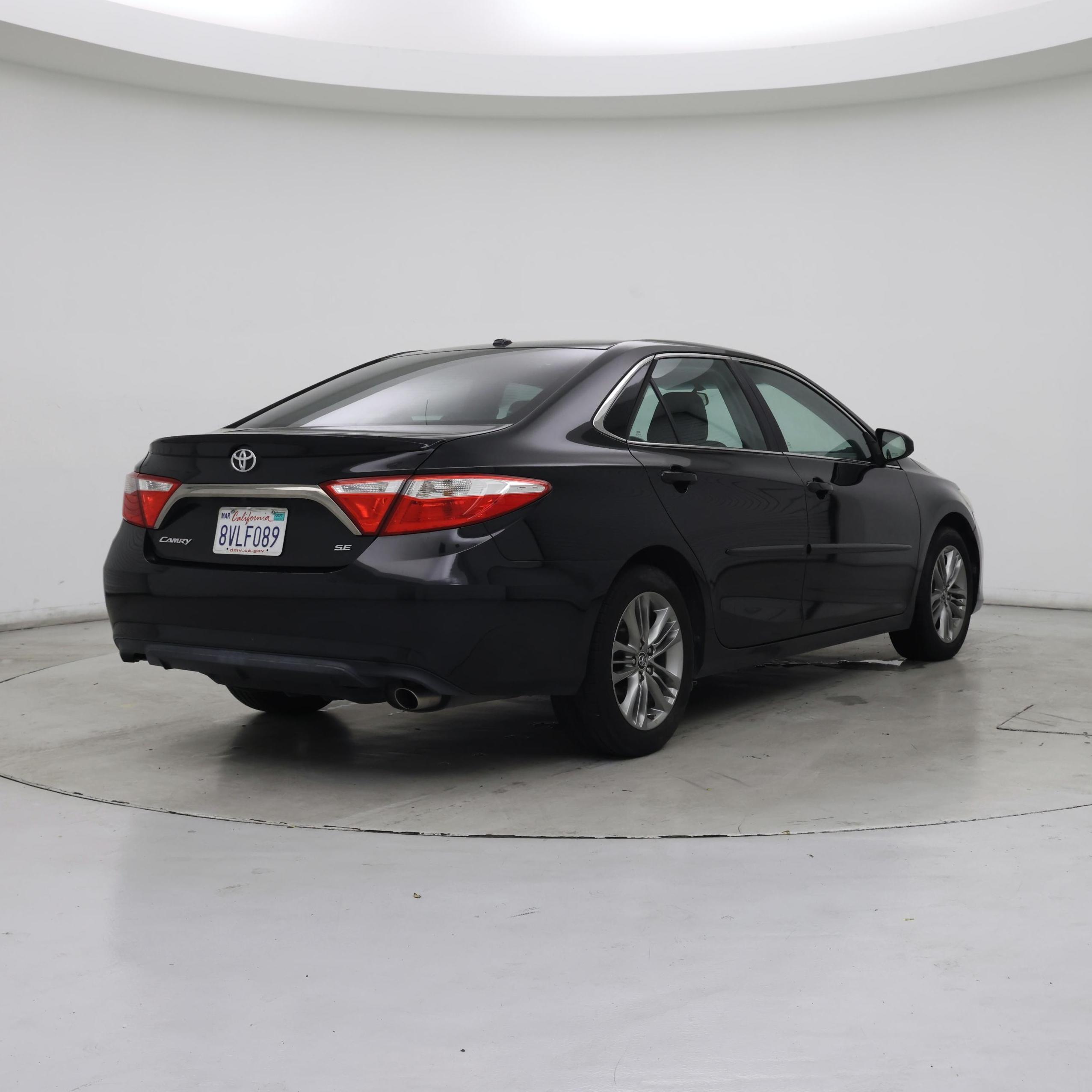 Thumbnail: 2015 Toyota Camry - 8