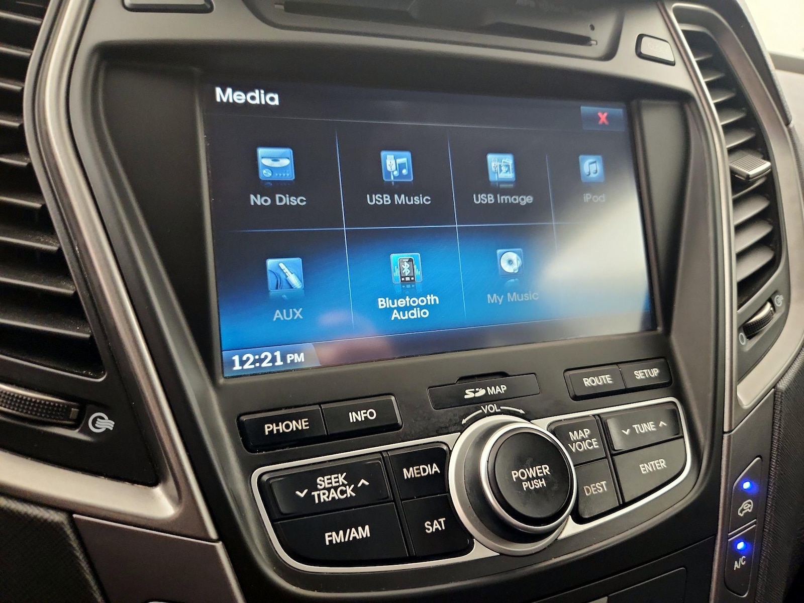 2015 Hyundai Santa Fe Sport 2.0T - Photo 16